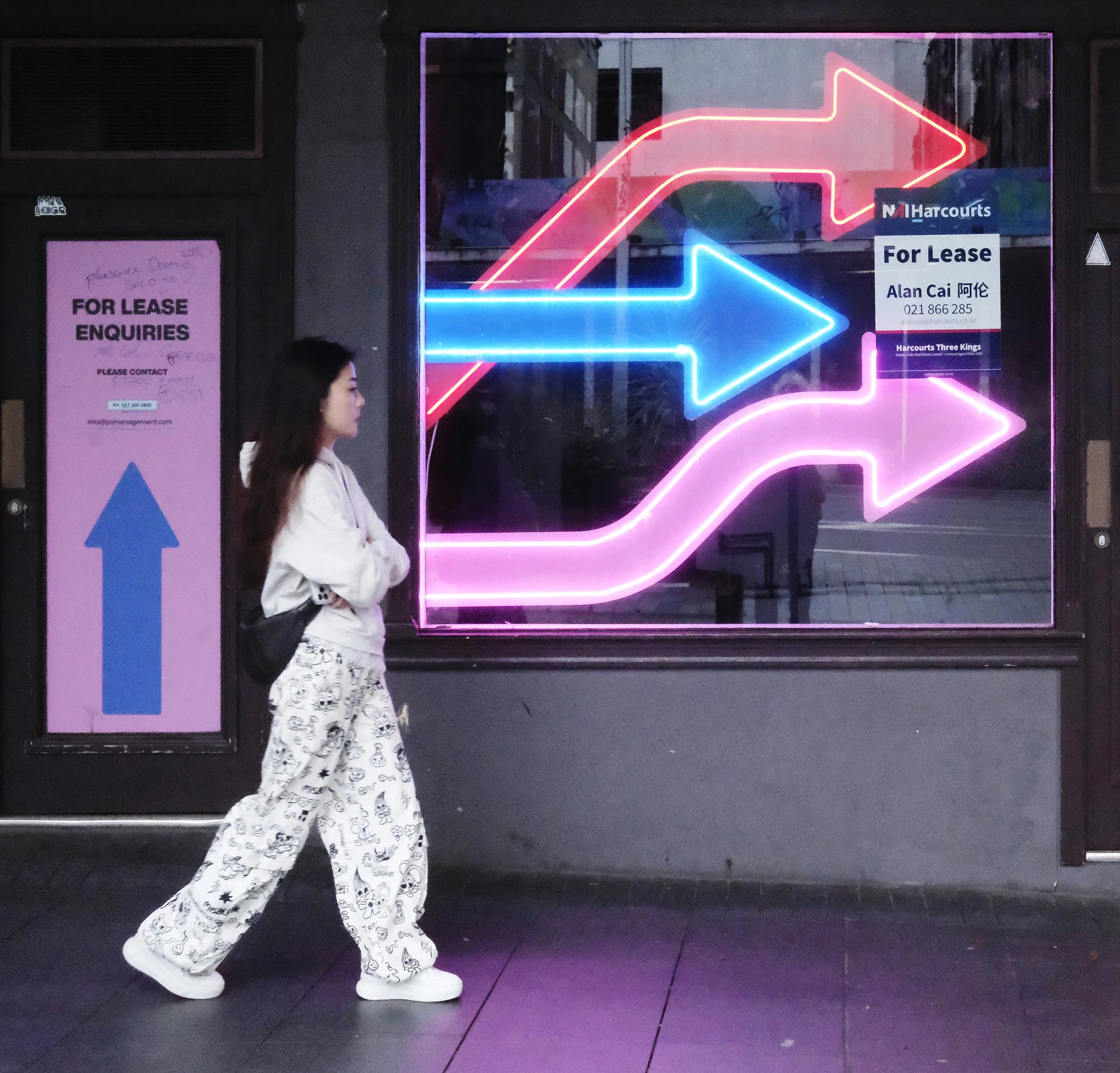 Neon