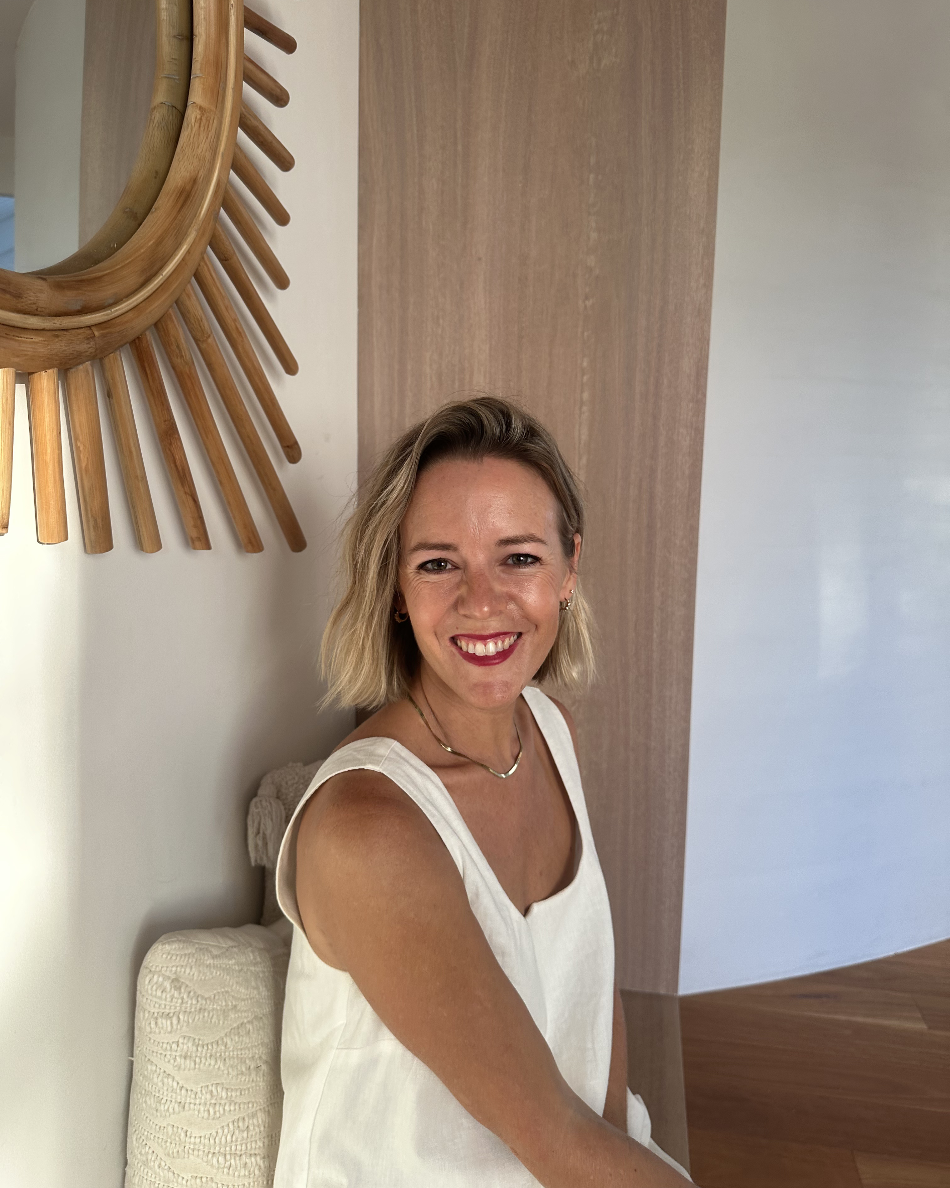 Amy Wilkinson abundance mentor guiding women into embodied manifestation and aligned success