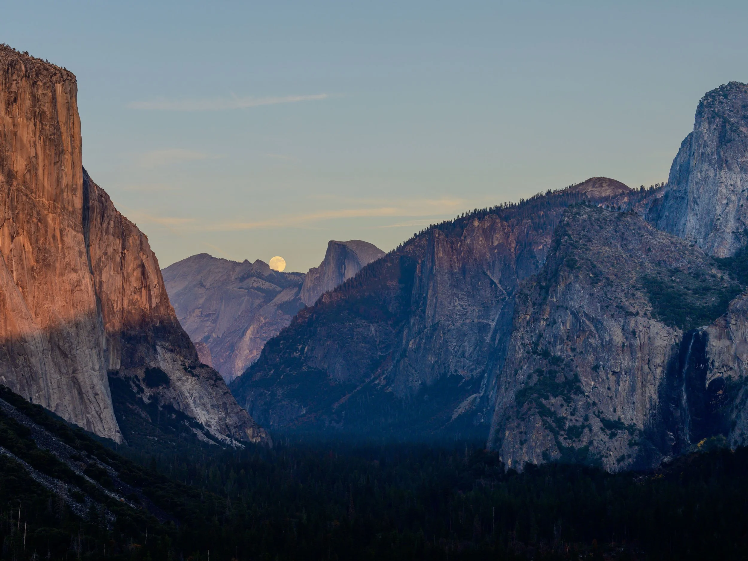 Moonrise in Yosemite