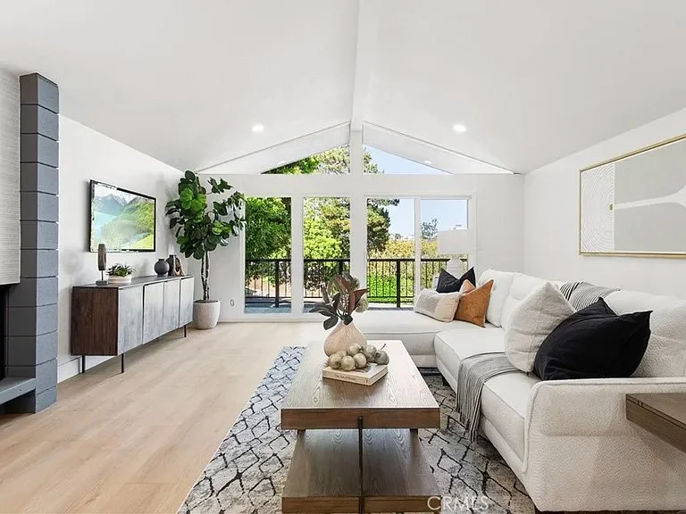 Laguna Niguel Remodel Living Room
