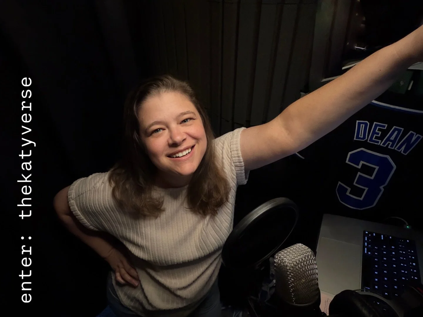 enter: thekatyverse
me, a mic, and a closet doing it&rsquo;s absolute best ✨