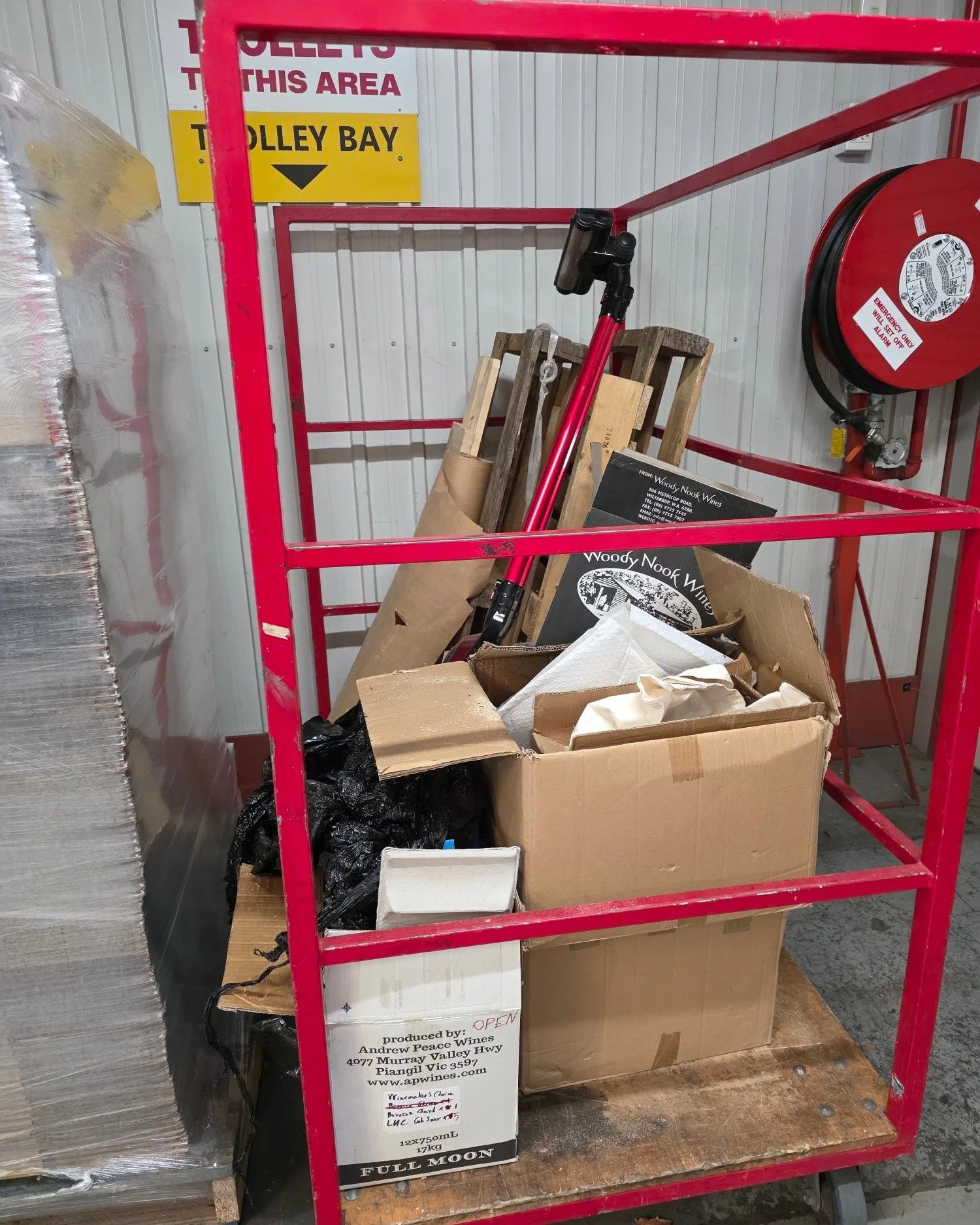 Another job knocked over today in Collingwood

Customer had leftover rubbish from a storage unit including:
&bull; Boxes &amp; cardboard
&bull; General waste
&bull; Timber/pallet pieces
&bull; Loose items for disposal

No job too small or too big 👍
