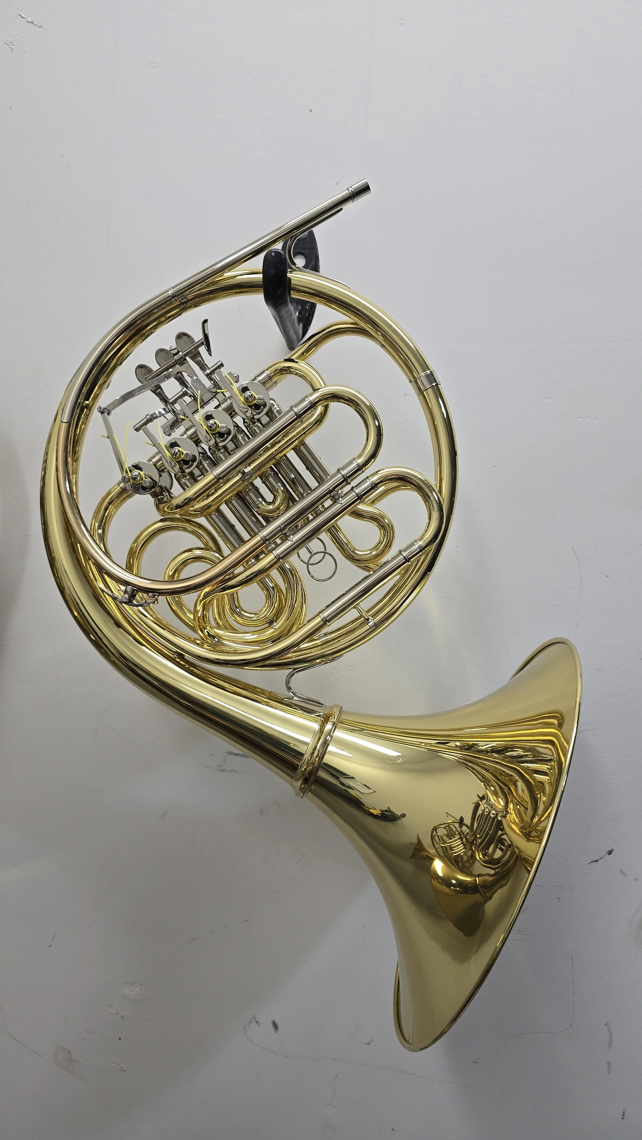 Yamaha YHR-671D — Professional Double French Horn (Pre-Owned, Like-New)