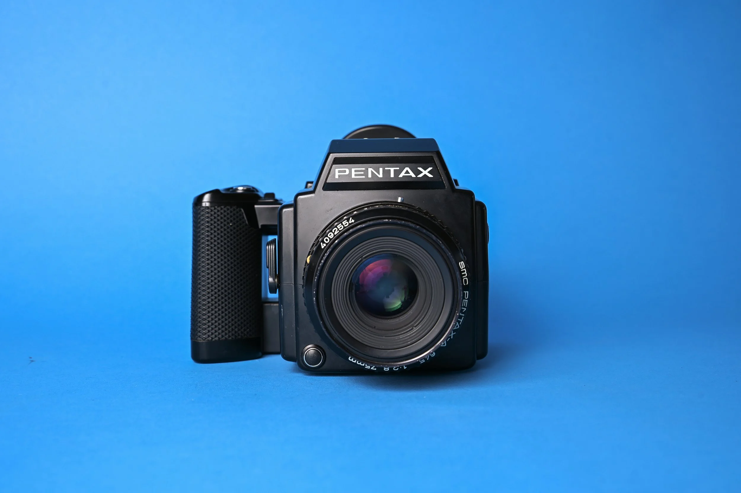PENTAX 645 MEDIUM FORMAT FILM CAMERA