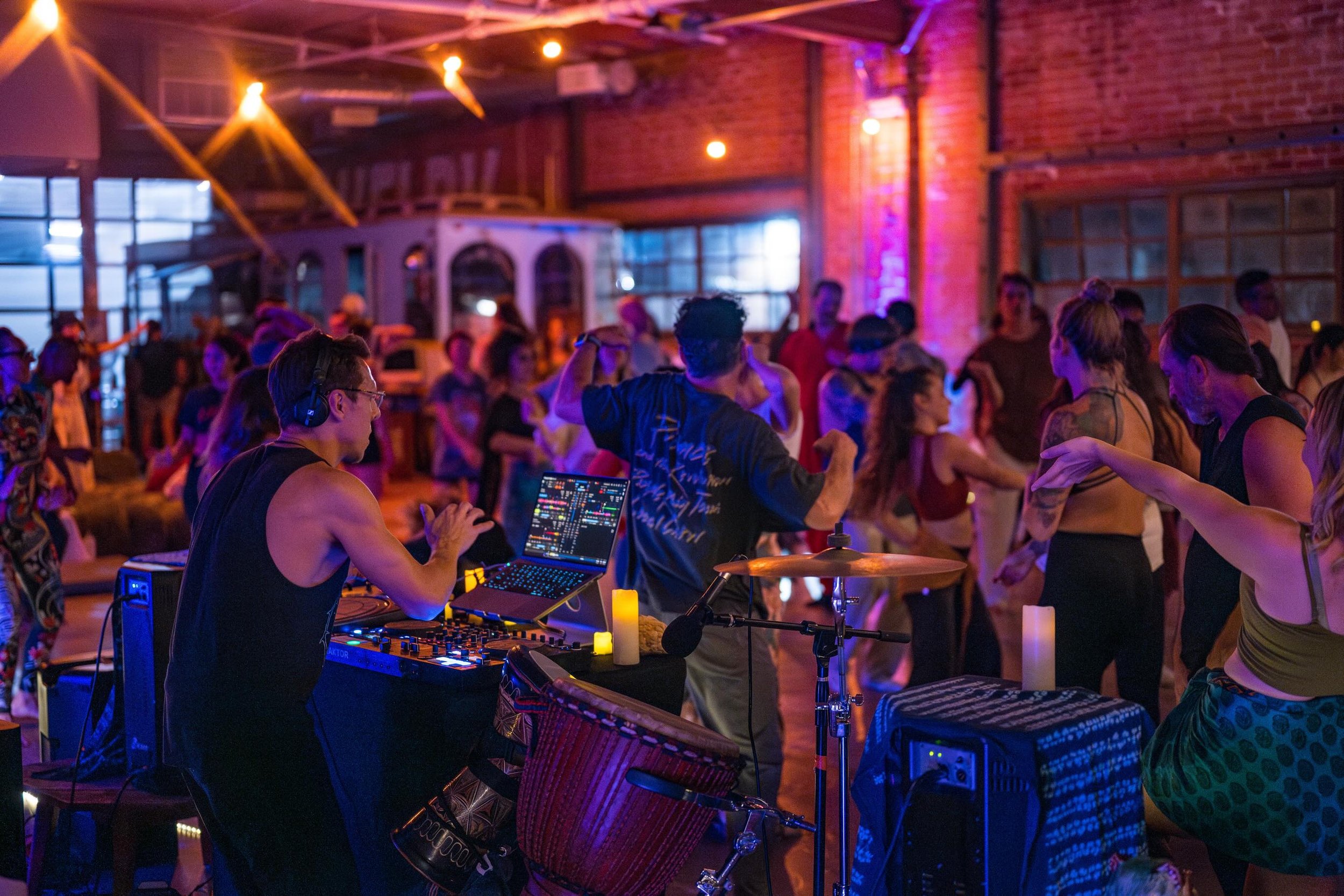 TONIGHT we dance at @primalmovesvenice ! 🪩✨

Come spend your Friday night moving, sweating, dancing, and dropping into something that feels good.

We&rsquo;ll start with a guided Primal Moves warm-up, then @_sxsvn_ takes us into a full Ecstatic Danc