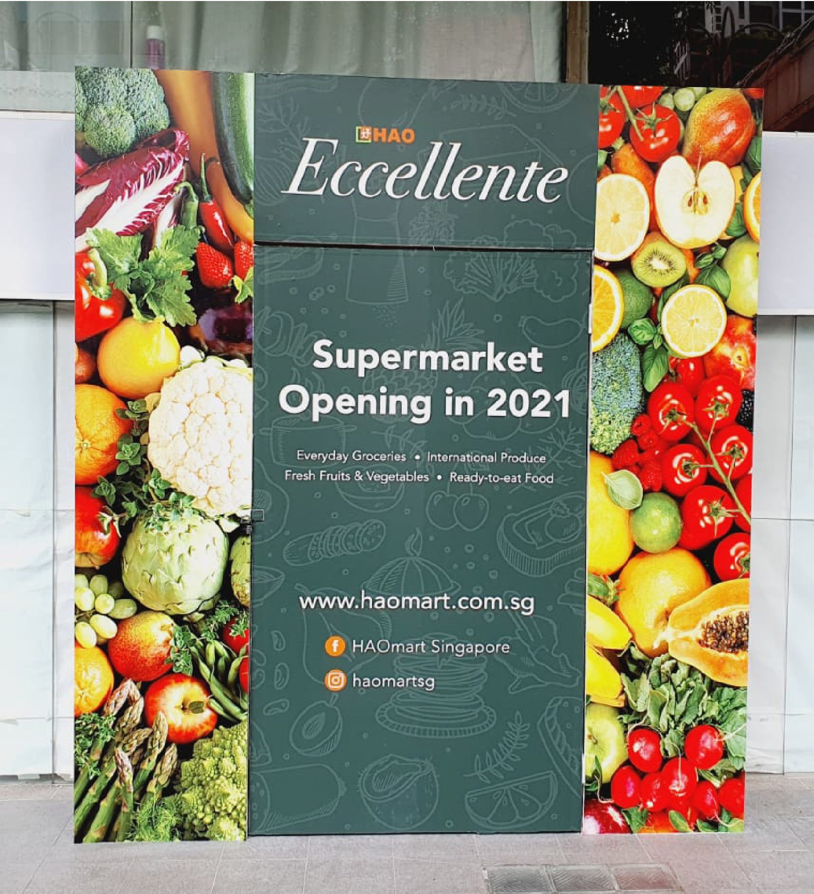 hoarding at fep-06.jpg