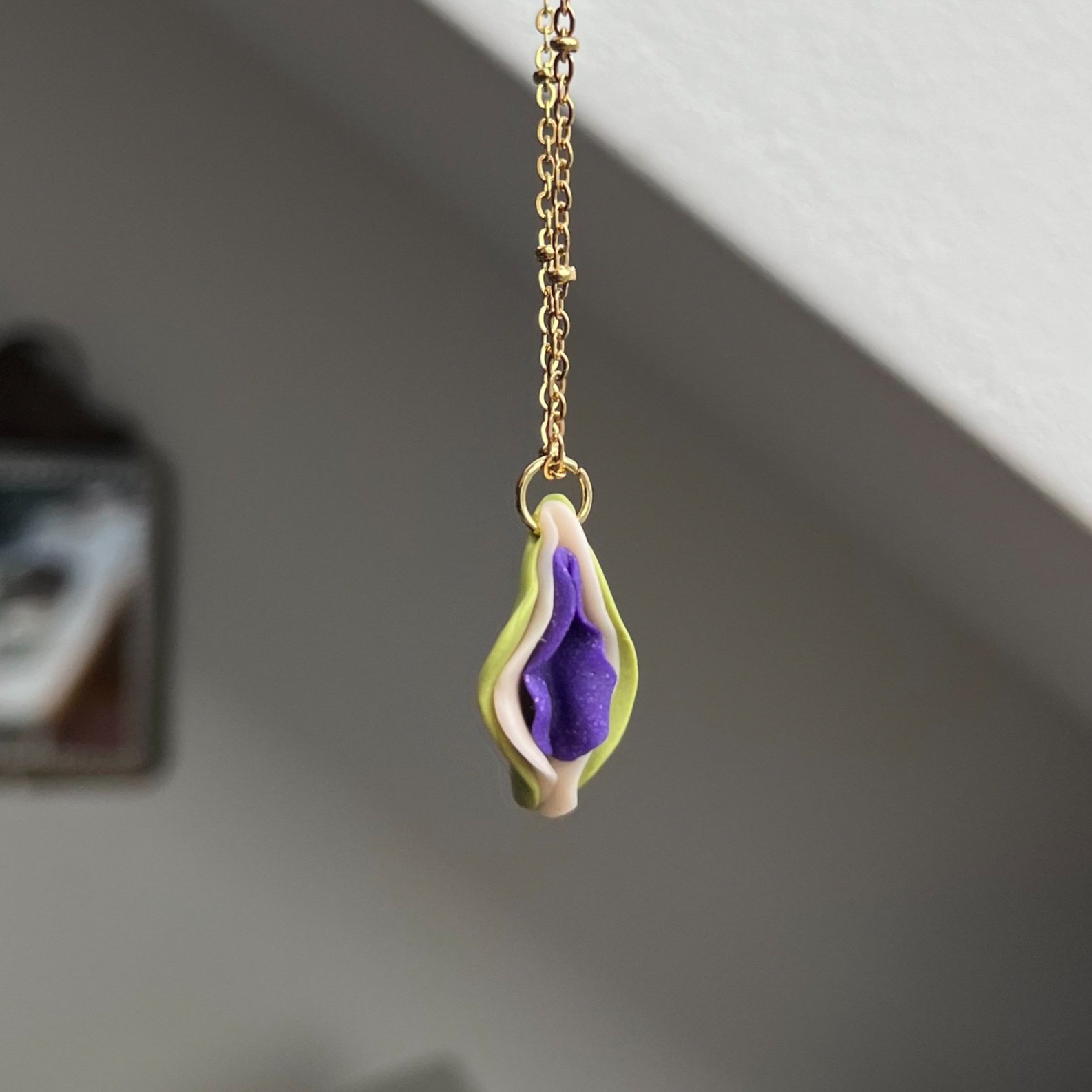 yonilicious necklace