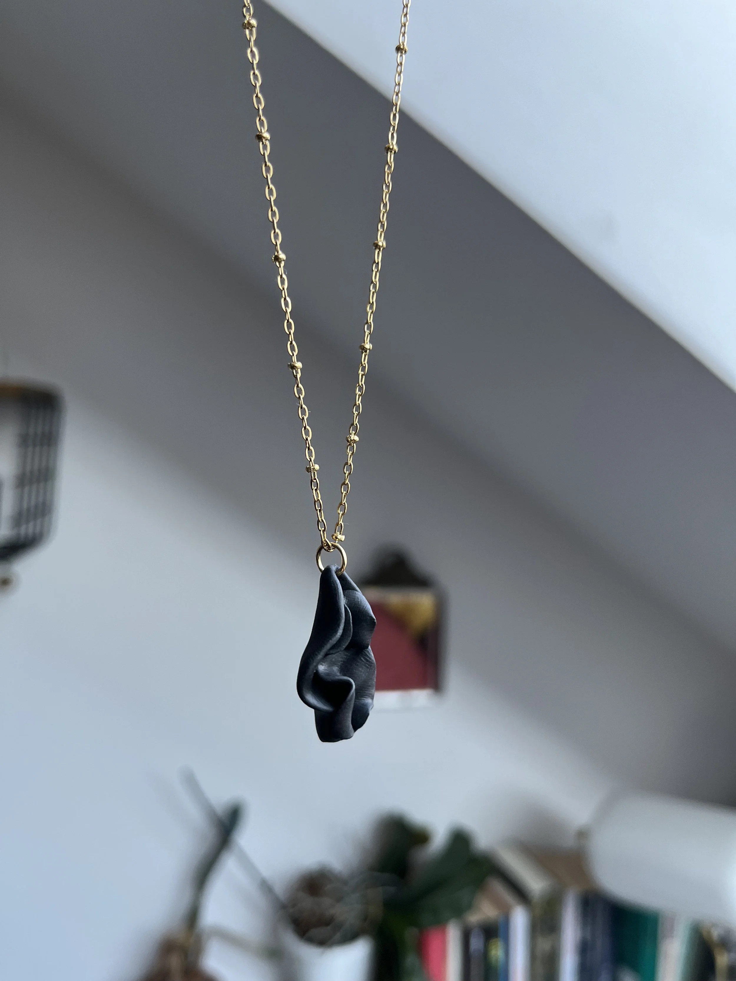 yonilicious necklace