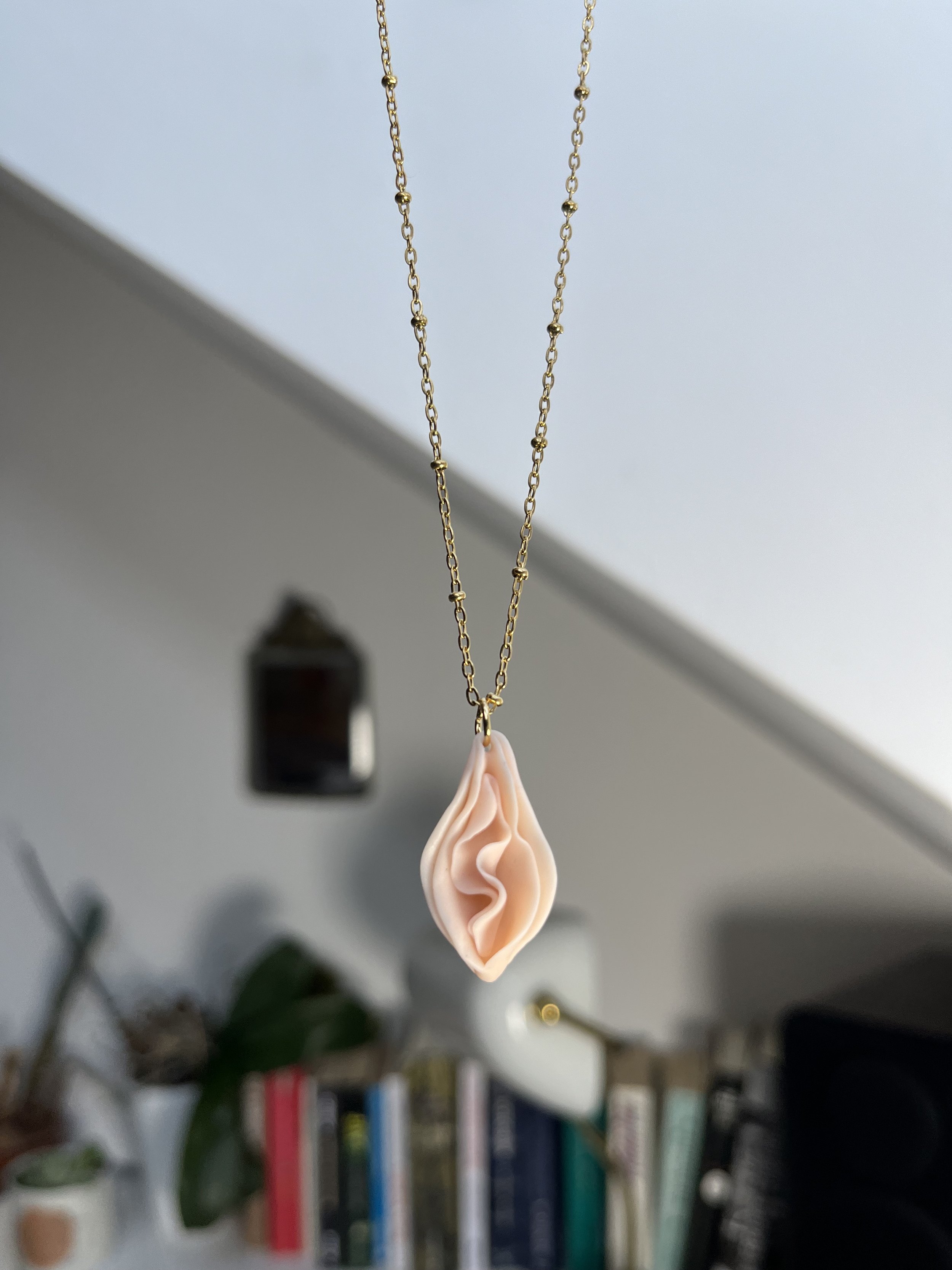 yonilicious necklace