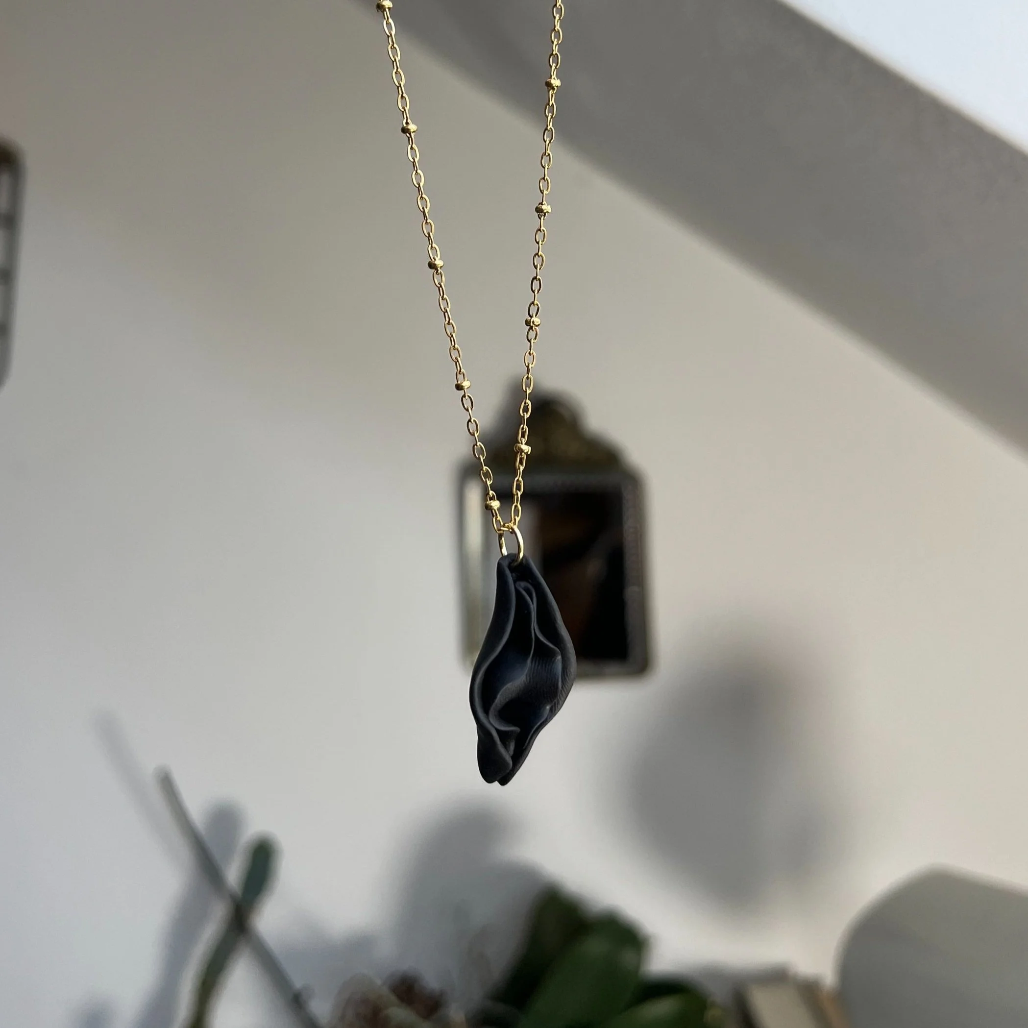 yonilicious necklace