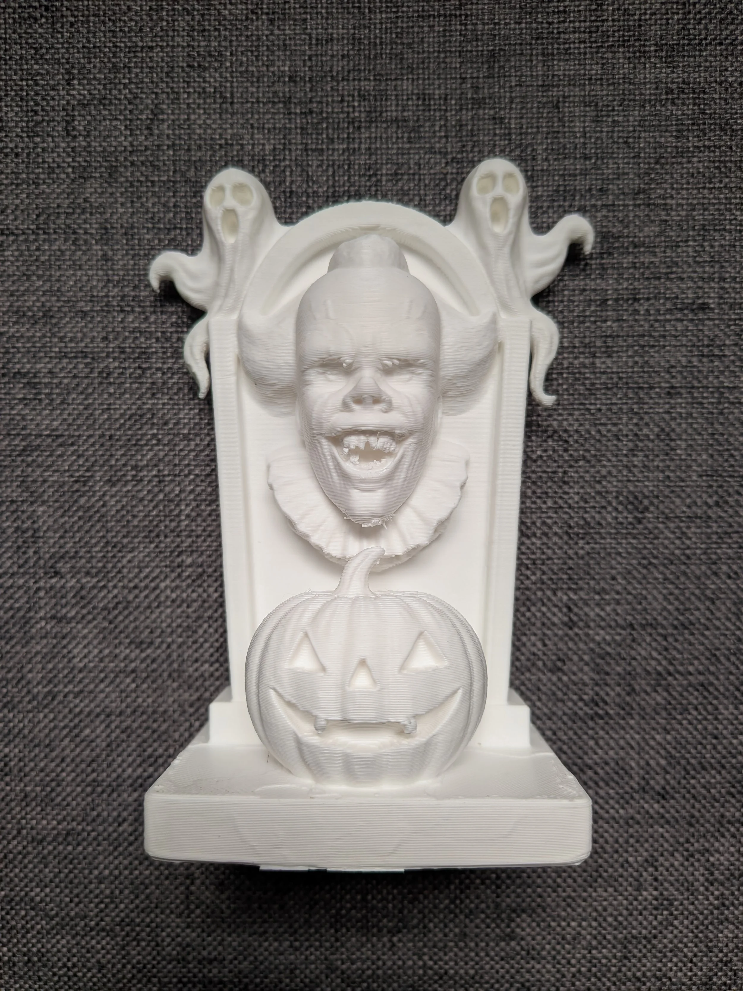Pennywise Tombstone 3D Printed Display Piece – Ready to Paint!