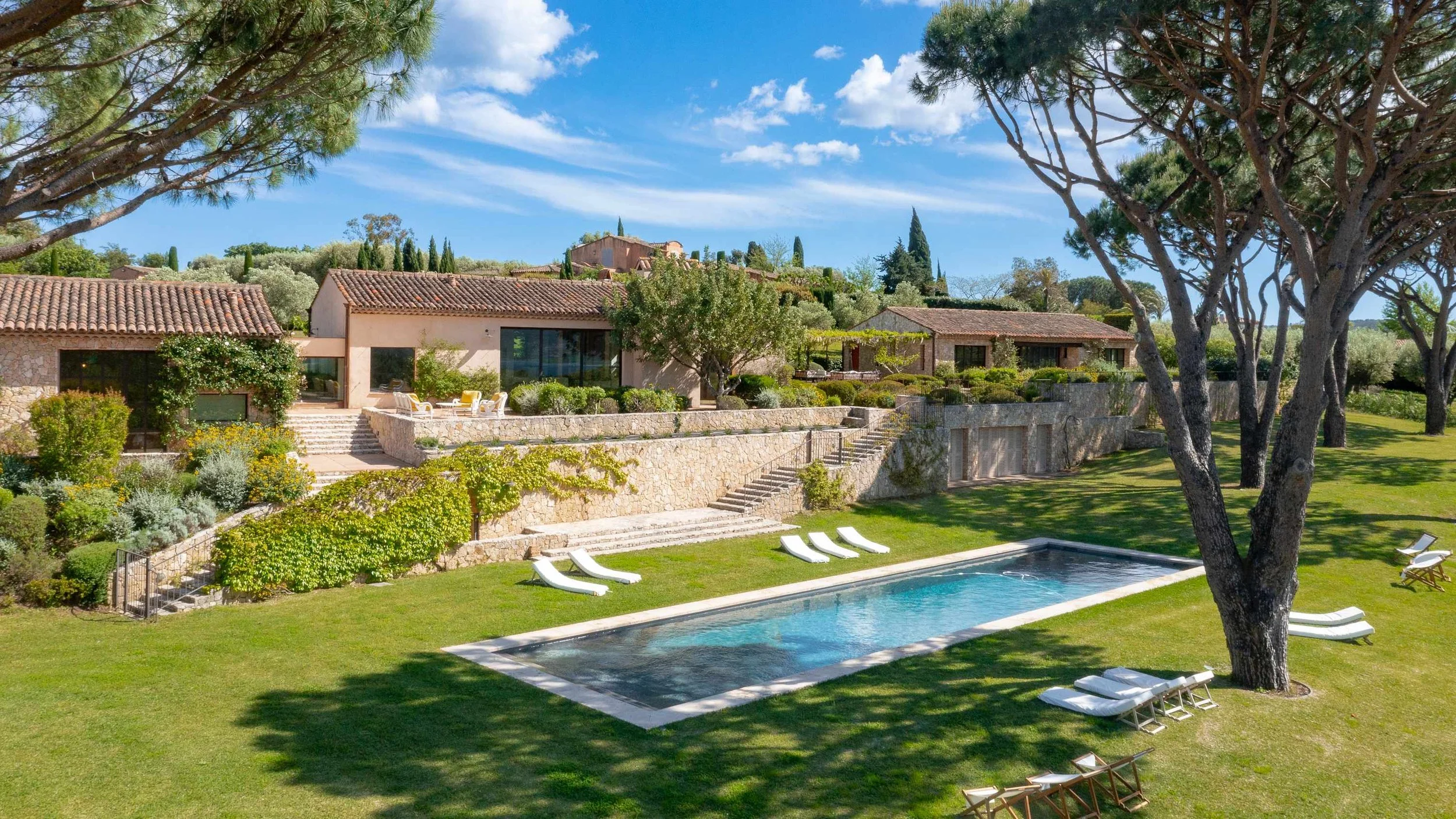 villa saint tropez.jpg