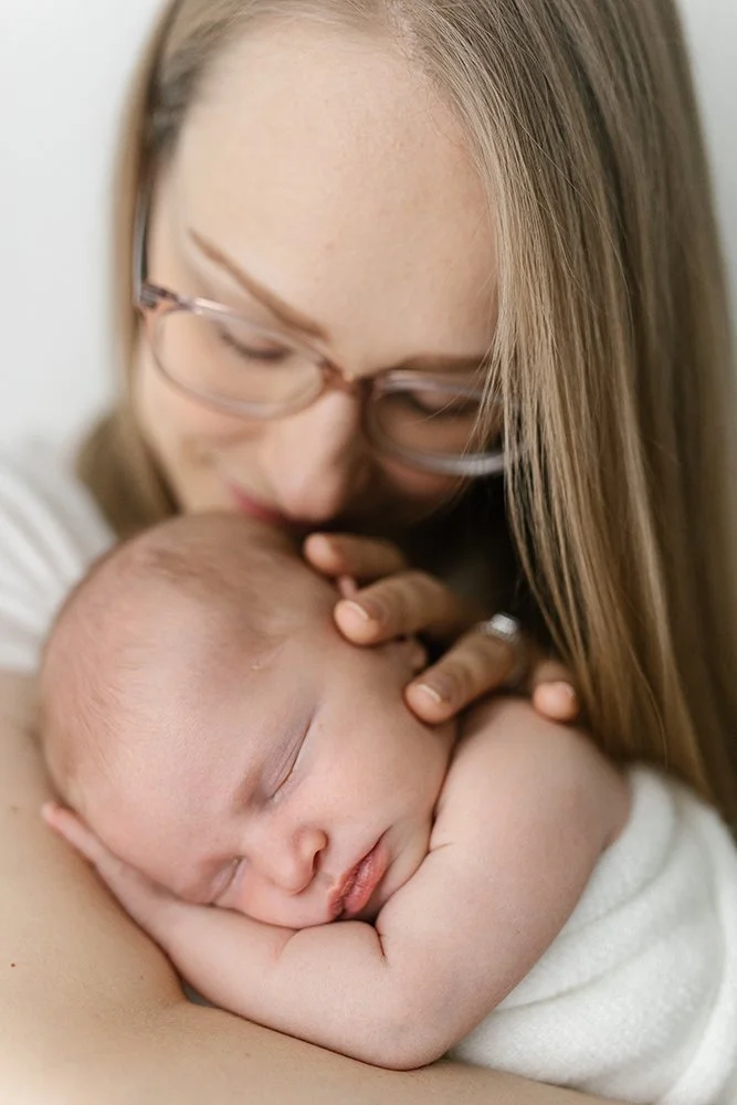 Äiti ja vastasyntynyt