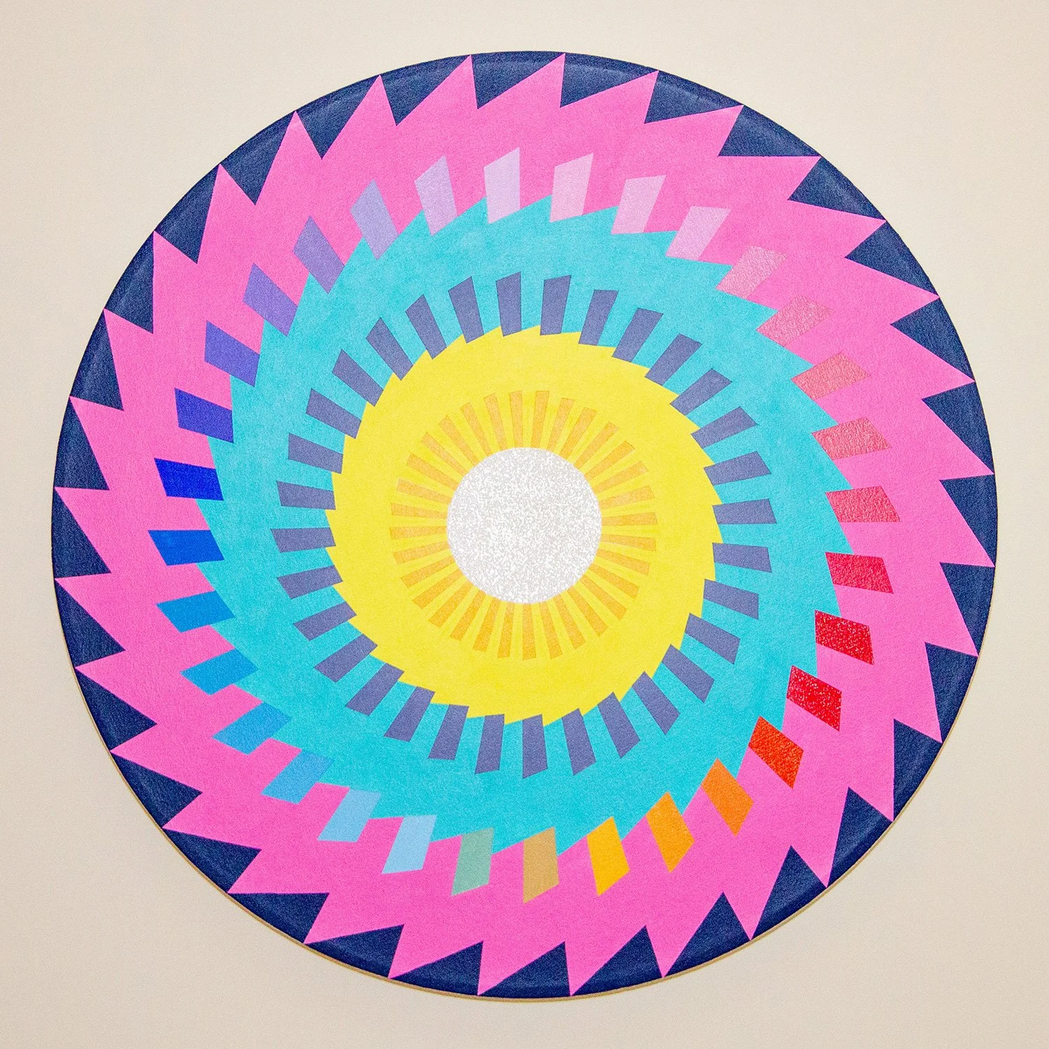 Spiral: 25 inch diameter