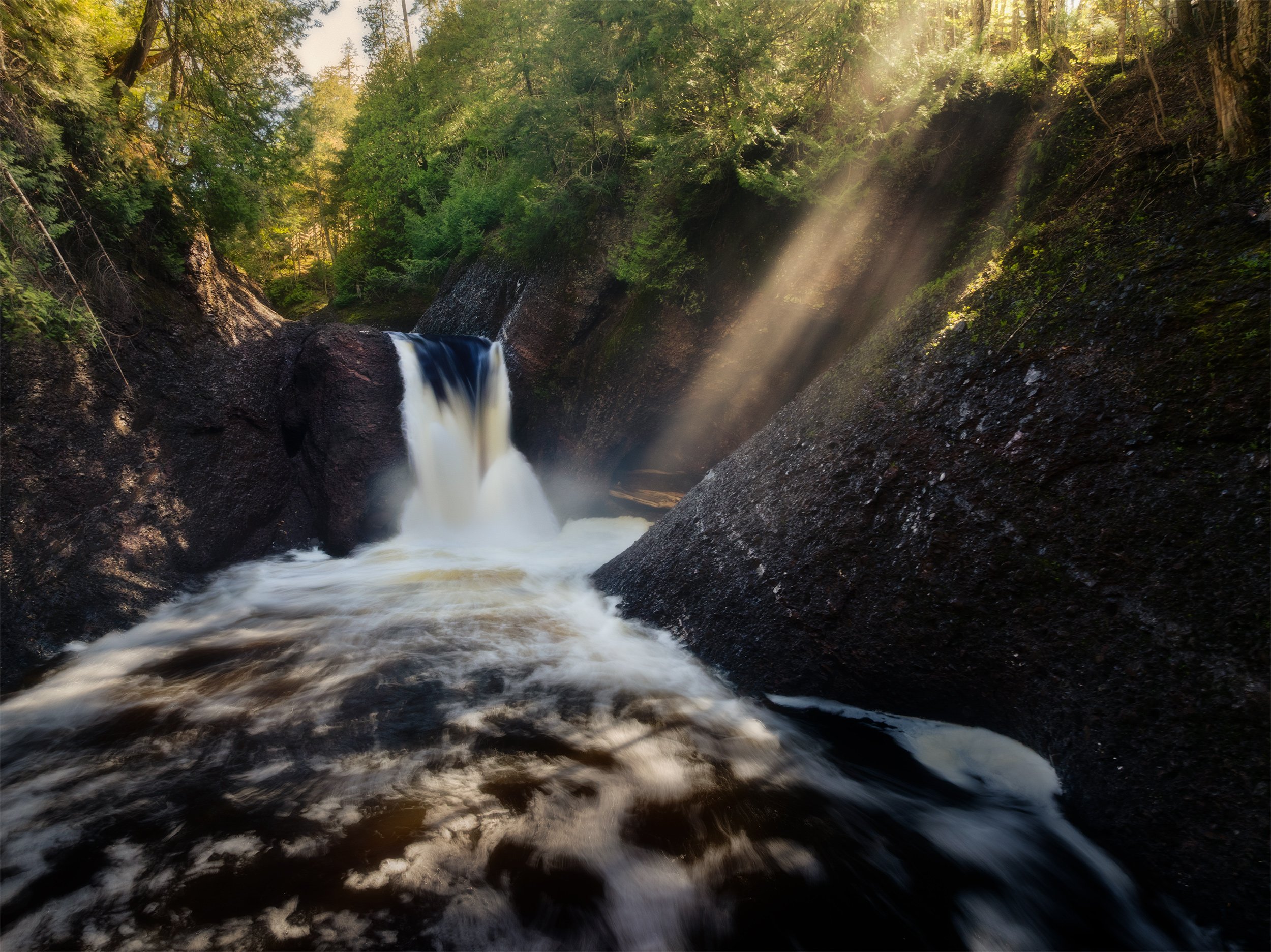 526-Gorge-Falls.jpg