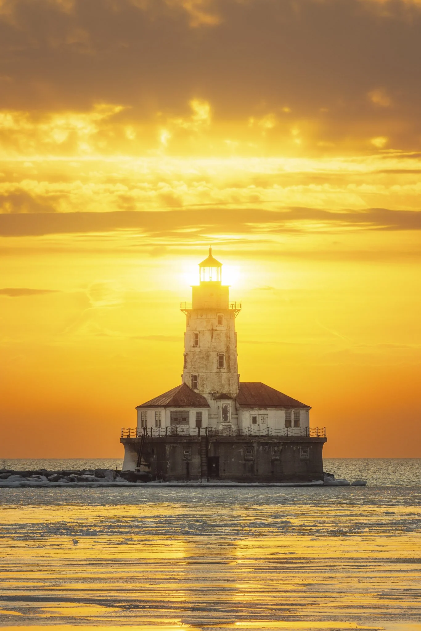 Chicago-Harbor-Lighthouse.jpg