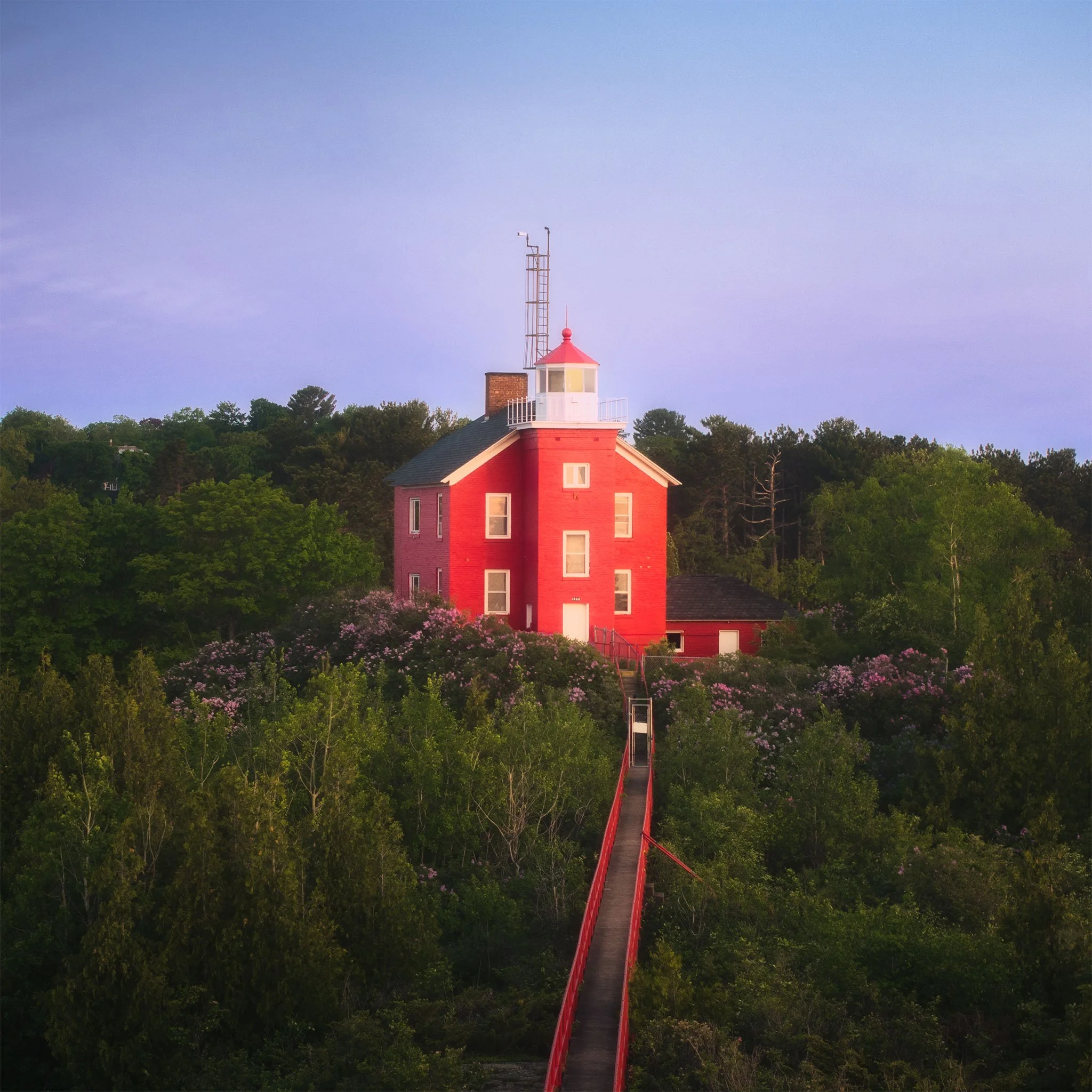 625-Marquette-Lighthouse-Sunrise.jpg