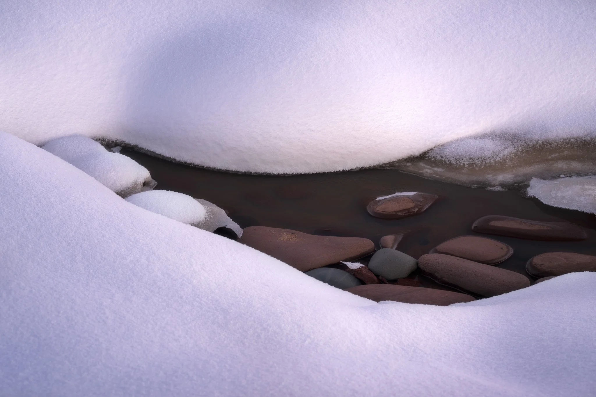Snow-Drifts-on-Lake-Superior.jpg
