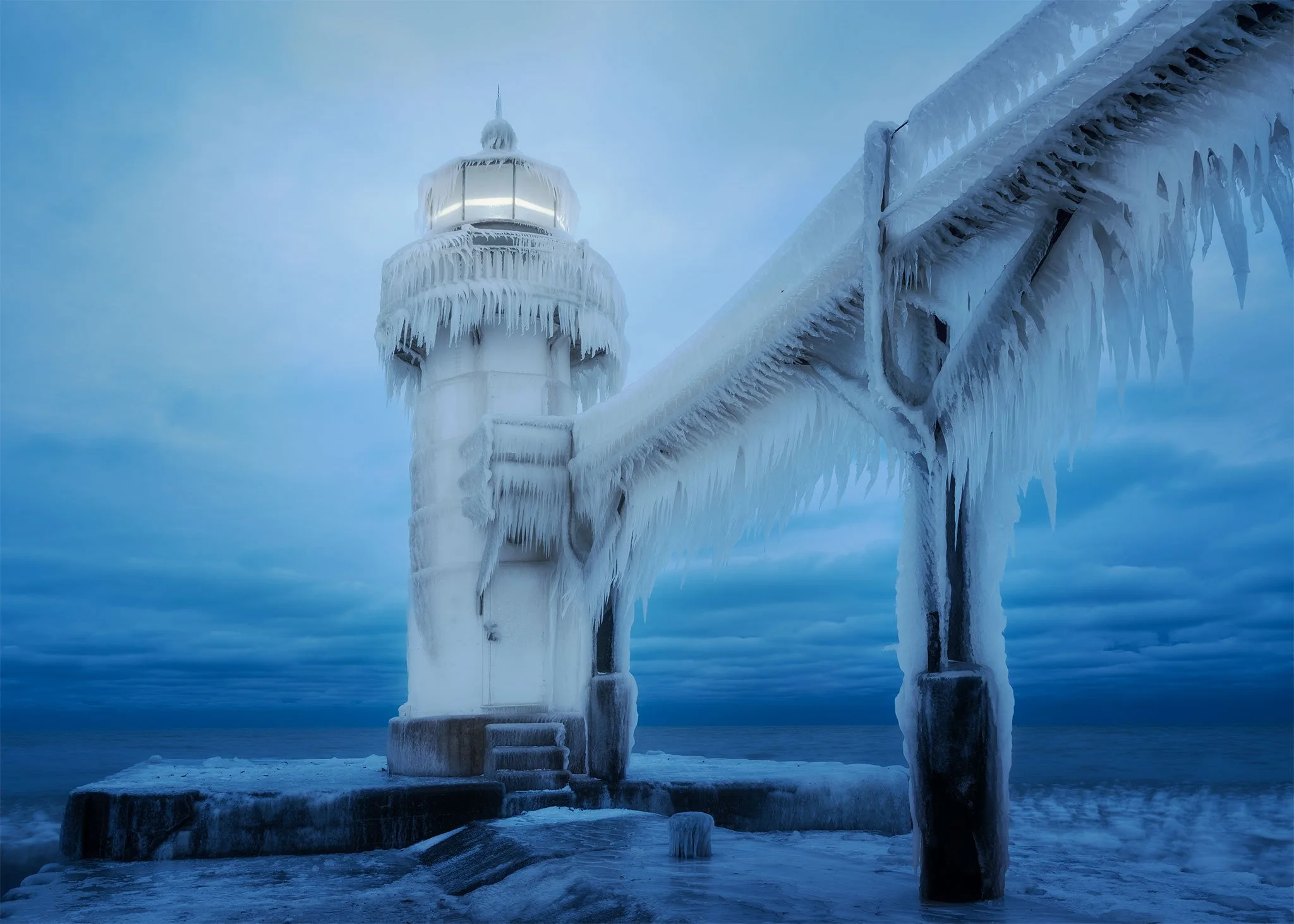 St-Joseph-Ice-Light.jpg