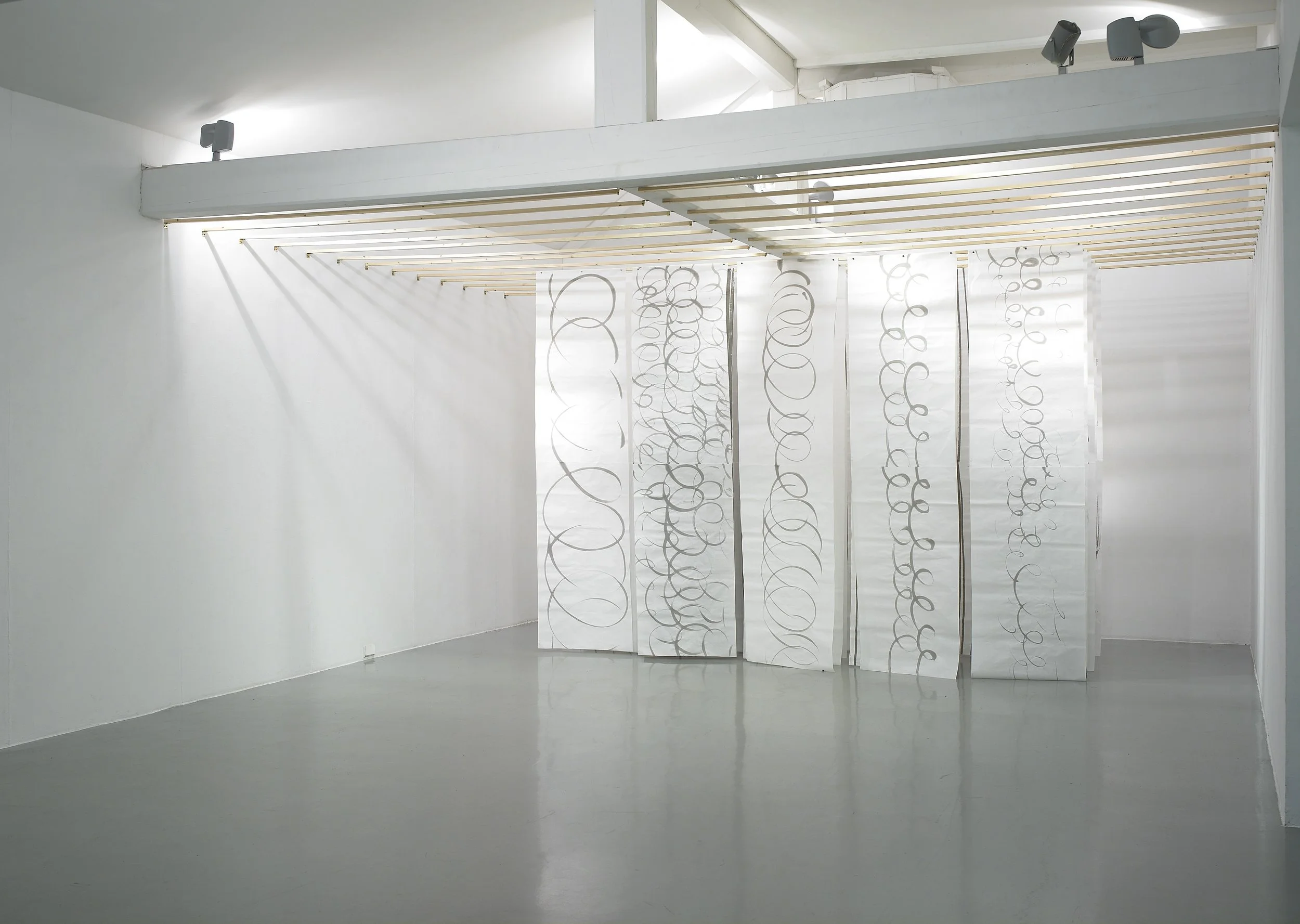 007 역경(易經) I Ching_2014_  280x74cmx64pc(가변설치)_Ink on Korean paper