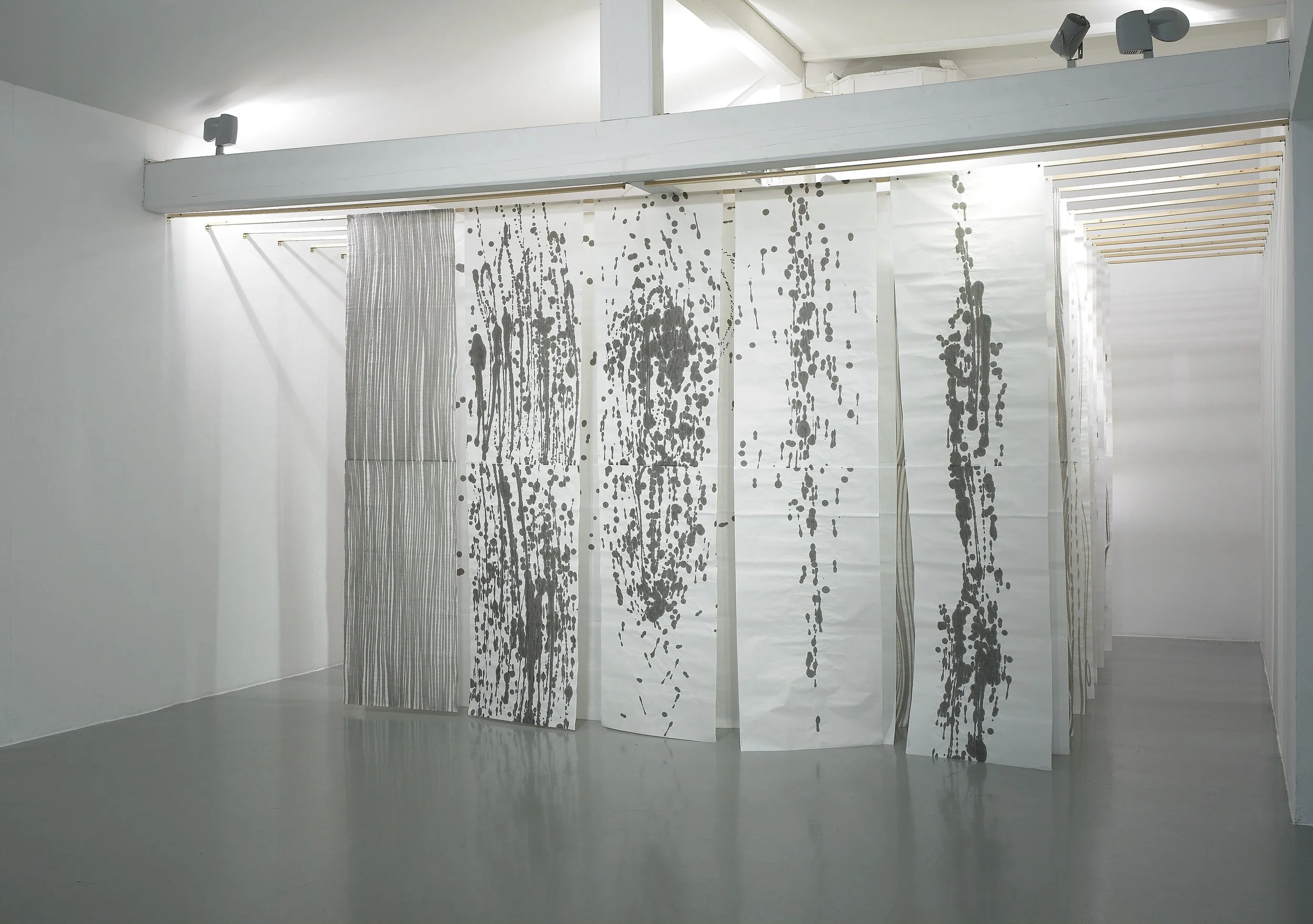 002 역경(易經) I Ching_2014_  280x74cmx64pc(가변설치)_Ink on Korean paper
