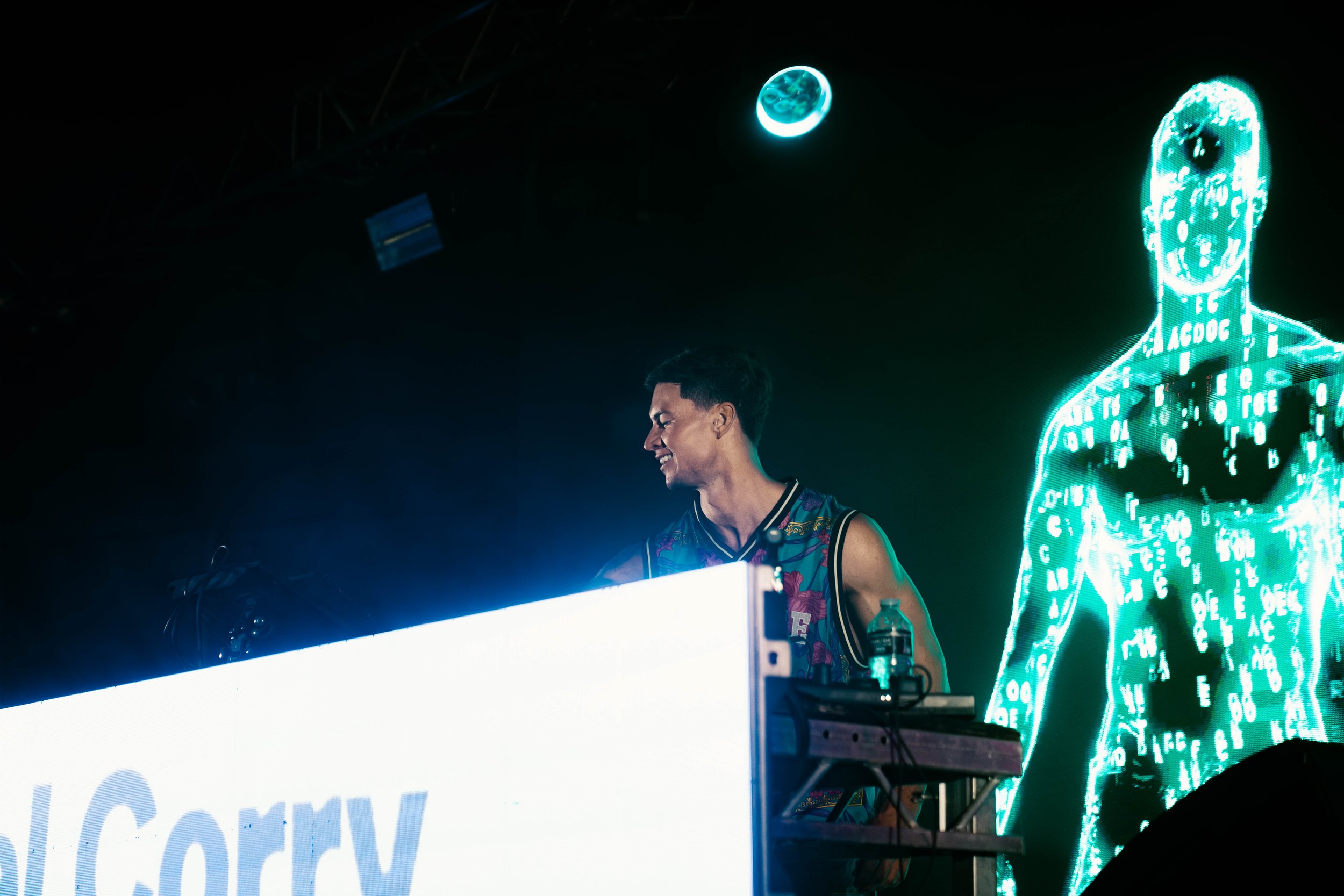 A7300141.jpg