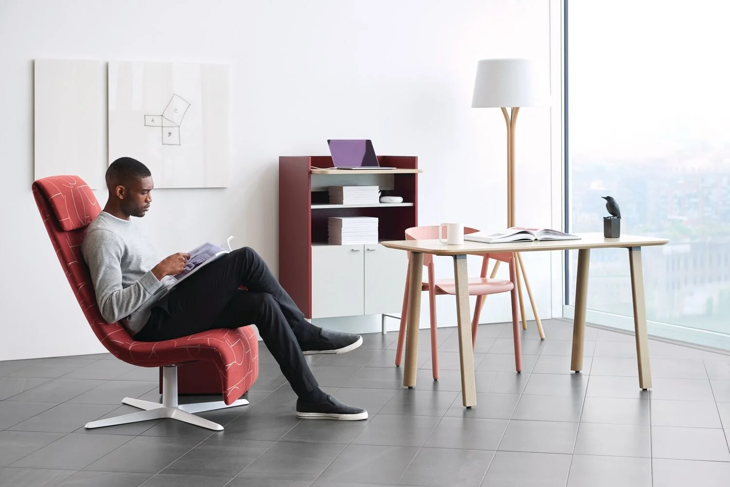 Emote_Small-Office_A5.jpg