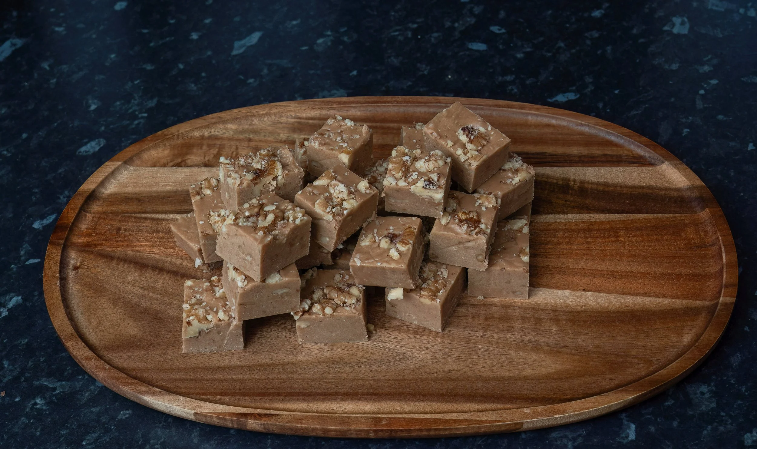 Coffe and walnut fudge - the frosted cake studio-1.jpg