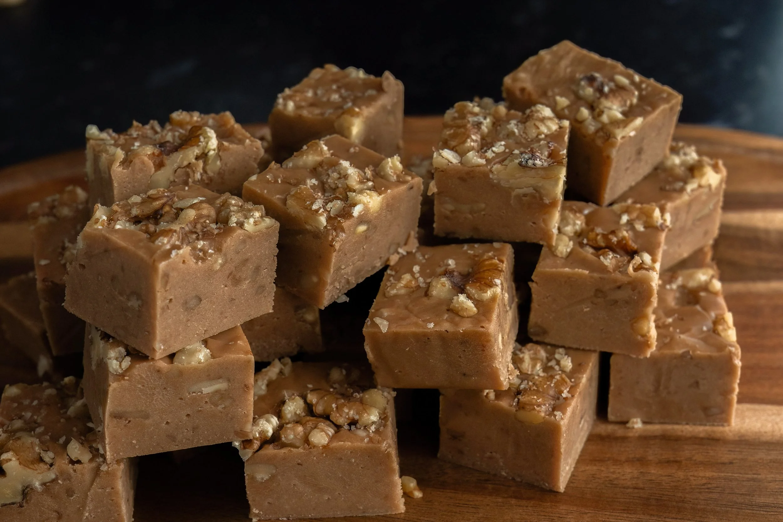 Coffe and walnut fudge - the frosted cake studio-3.jpg
