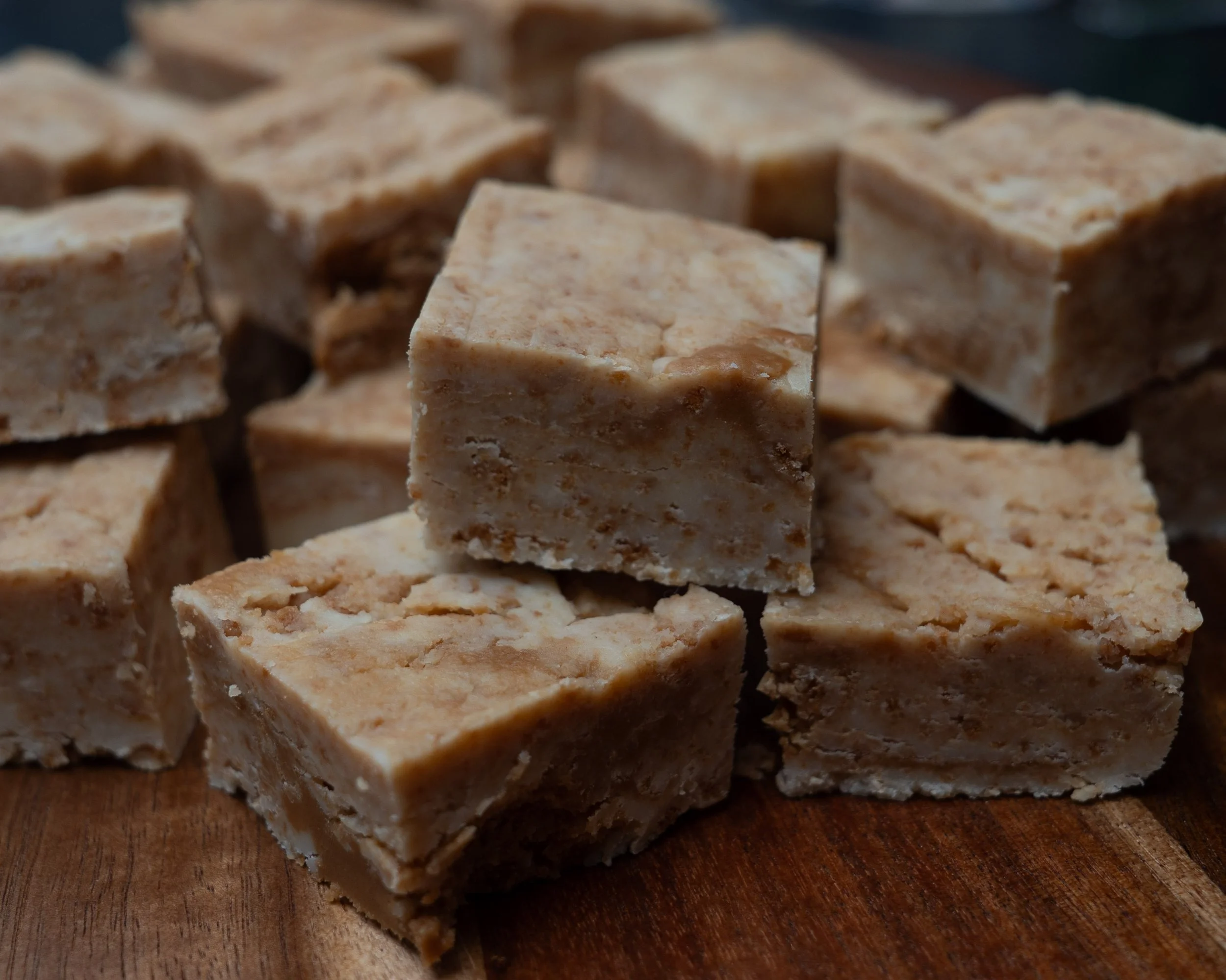 biscoff fudge- the frosted cake studio-2.jpg