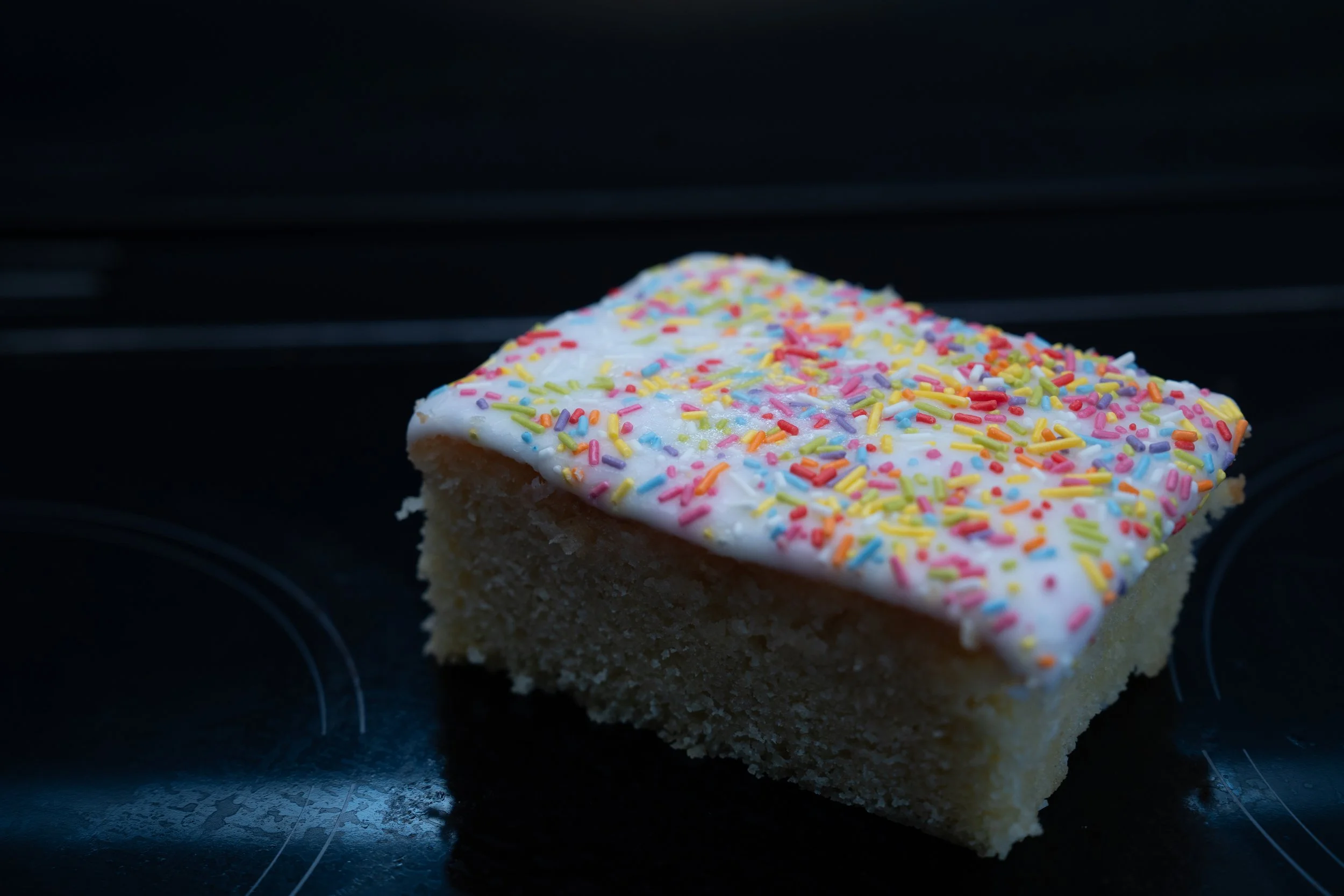 lemon sprinkle cake-1.jpg