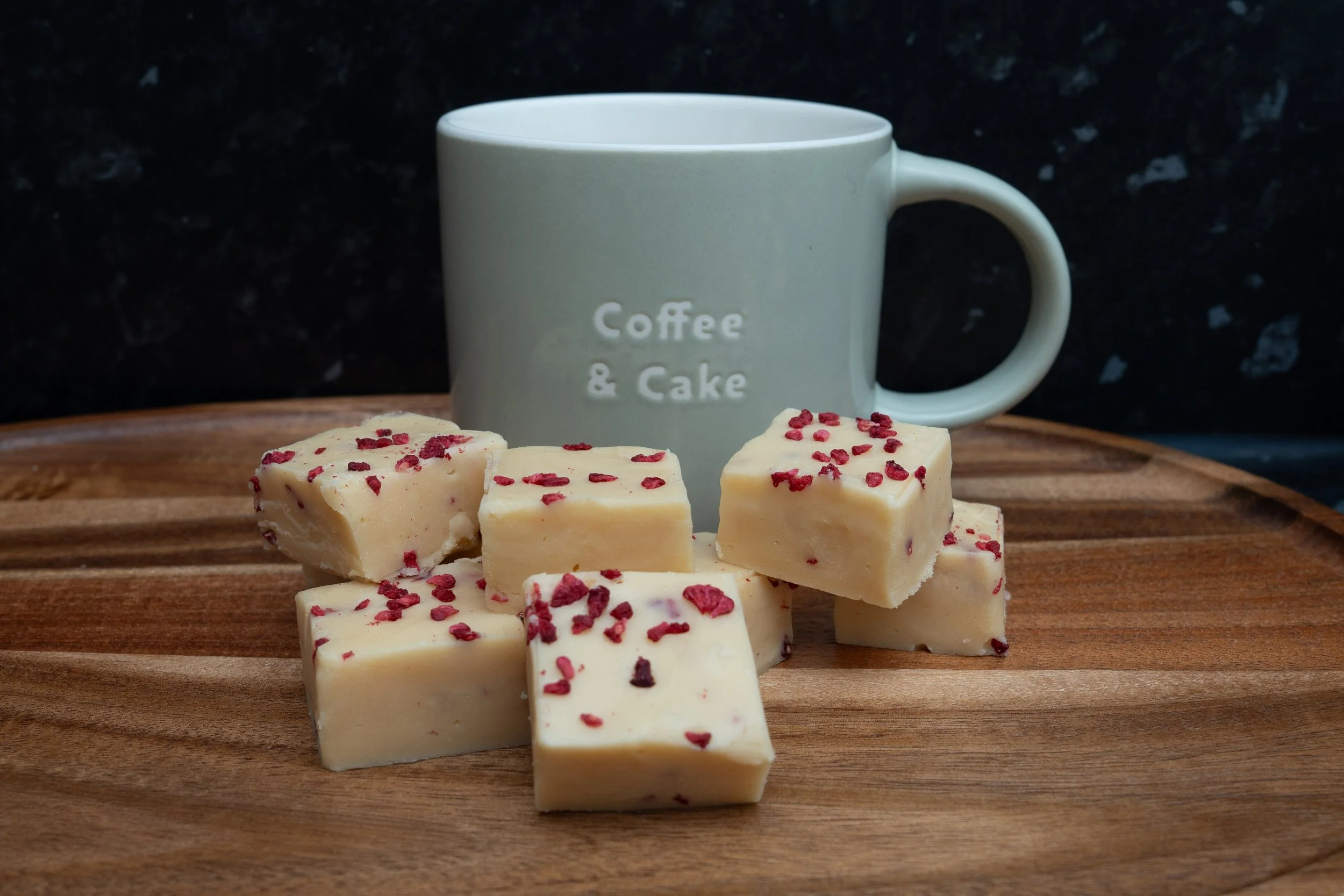 white chocolate and raspberry fudge - the frosted cake studio-3.jpg