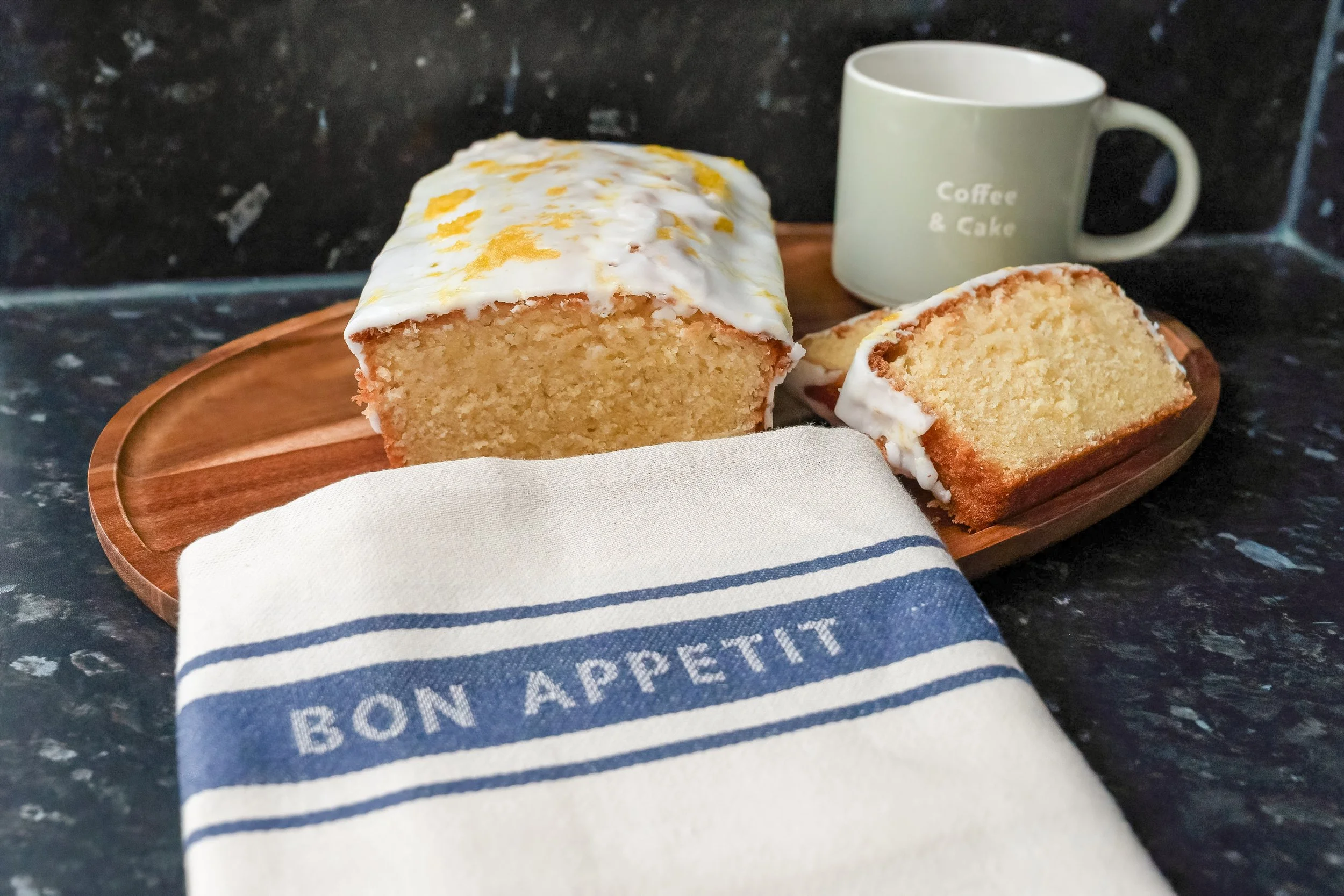lemon drizzle loaf cake-4-2.jpg