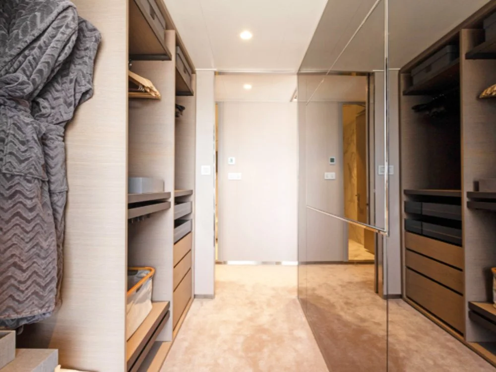 Owner's Suite Walk-in Wardrobe