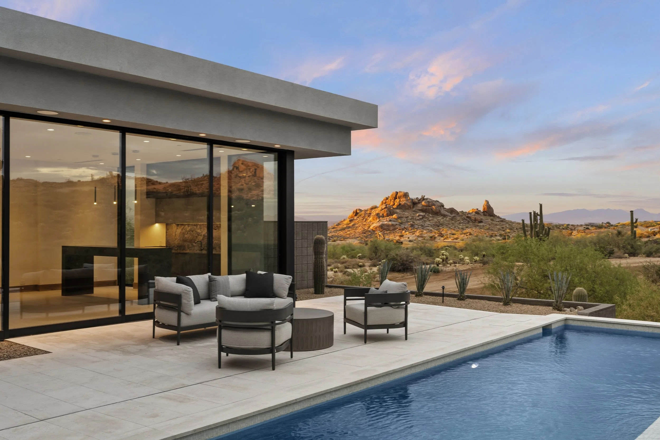 105-Backyard.jpg