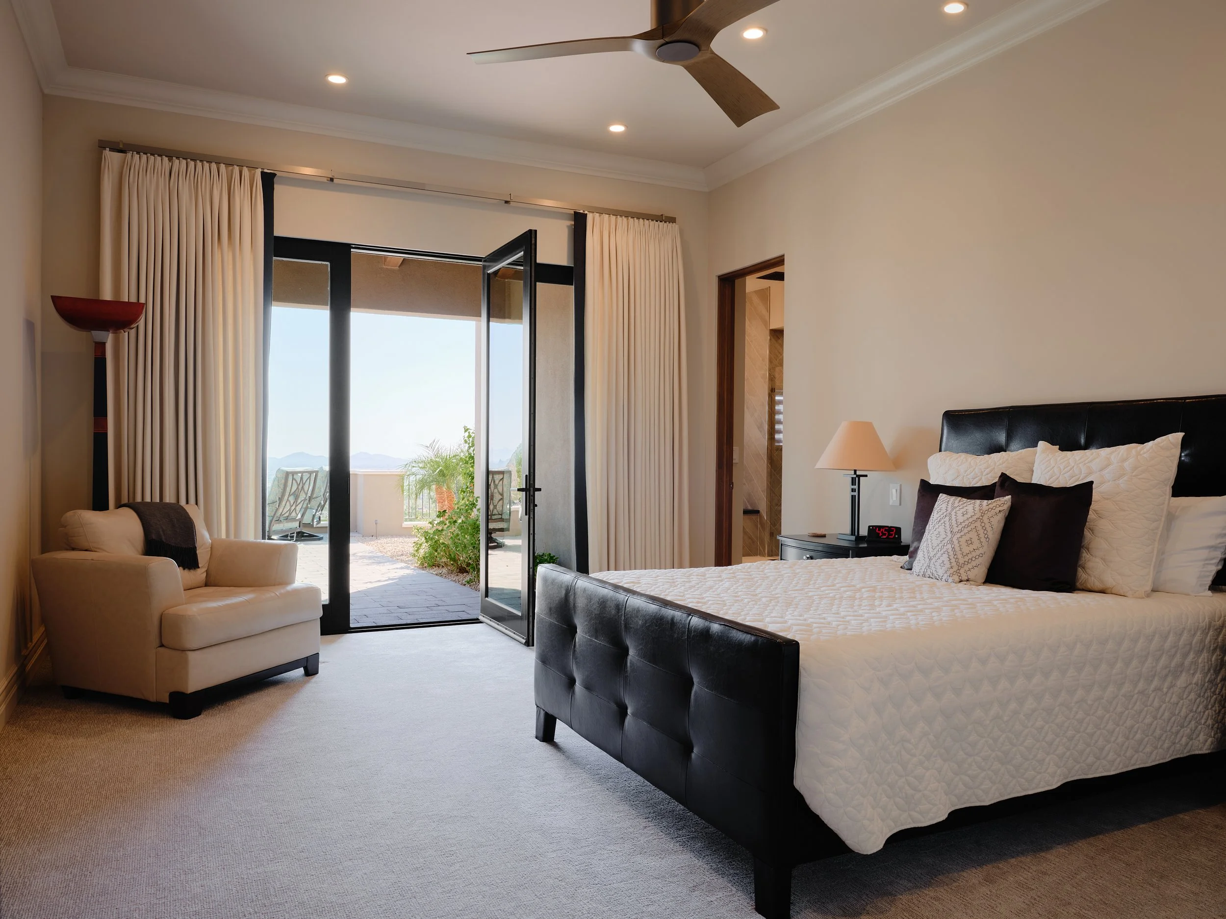 PropertyImageCo_21009N109thPl_WEB_24.jpg
