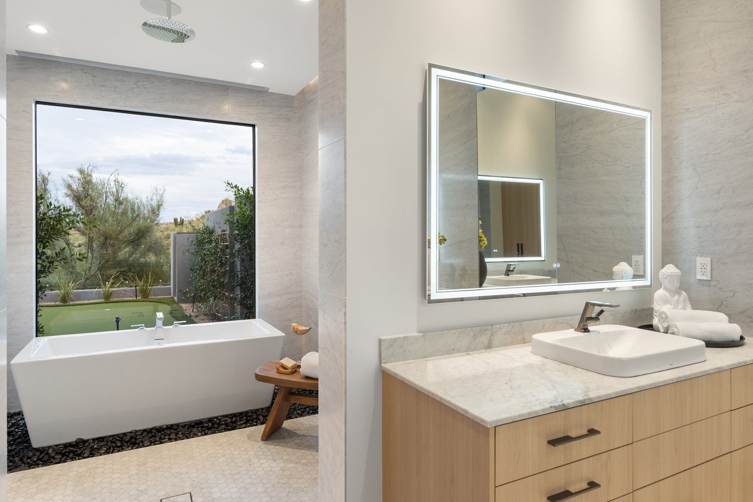 082-Primary Bathroom.jpg