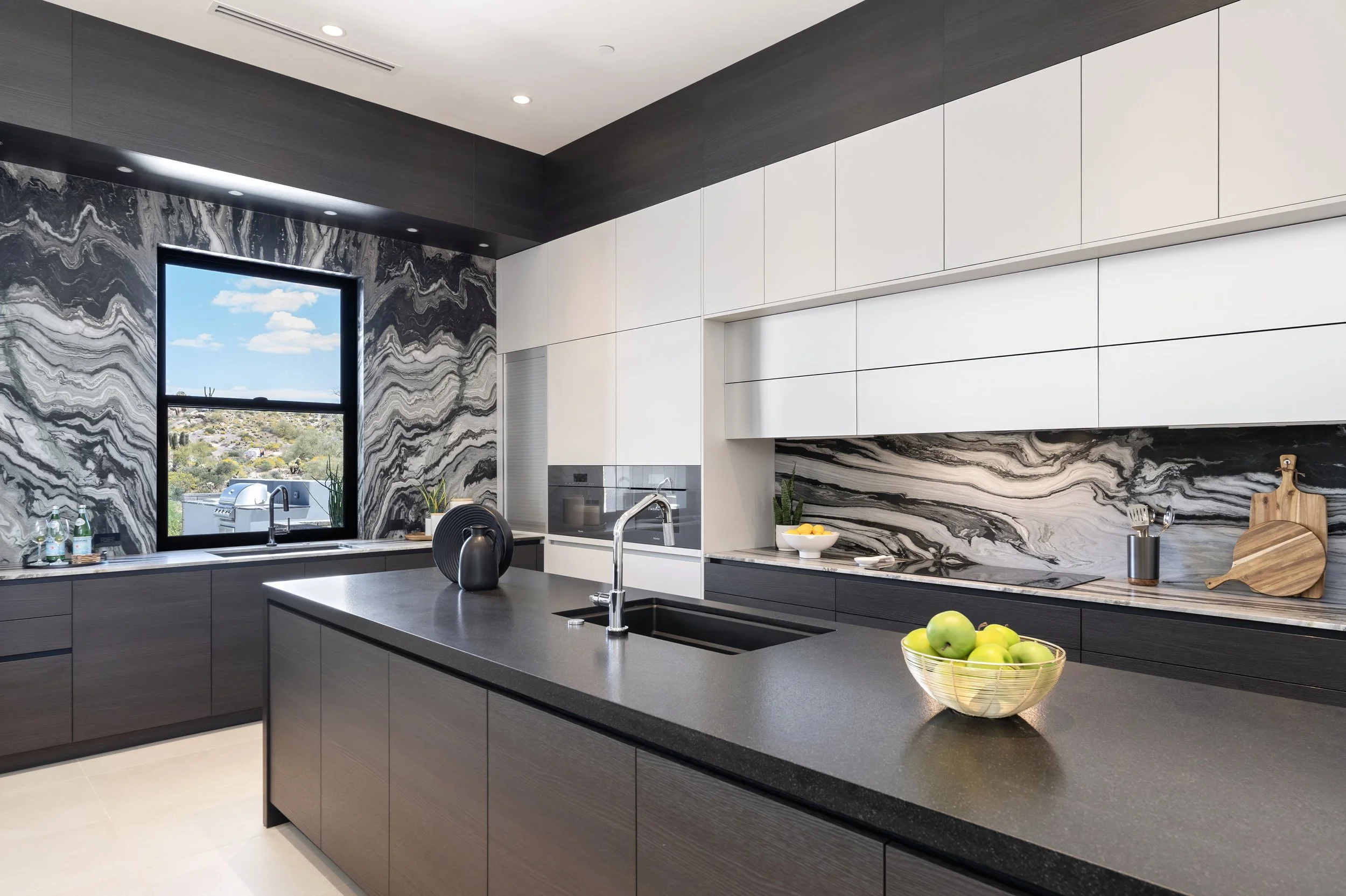 045-Kitchen.jpg
