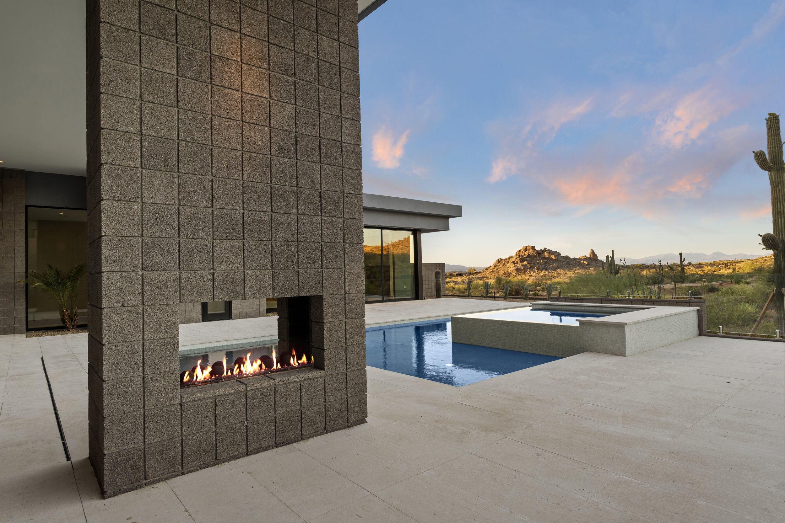 019-Backyard.jpg