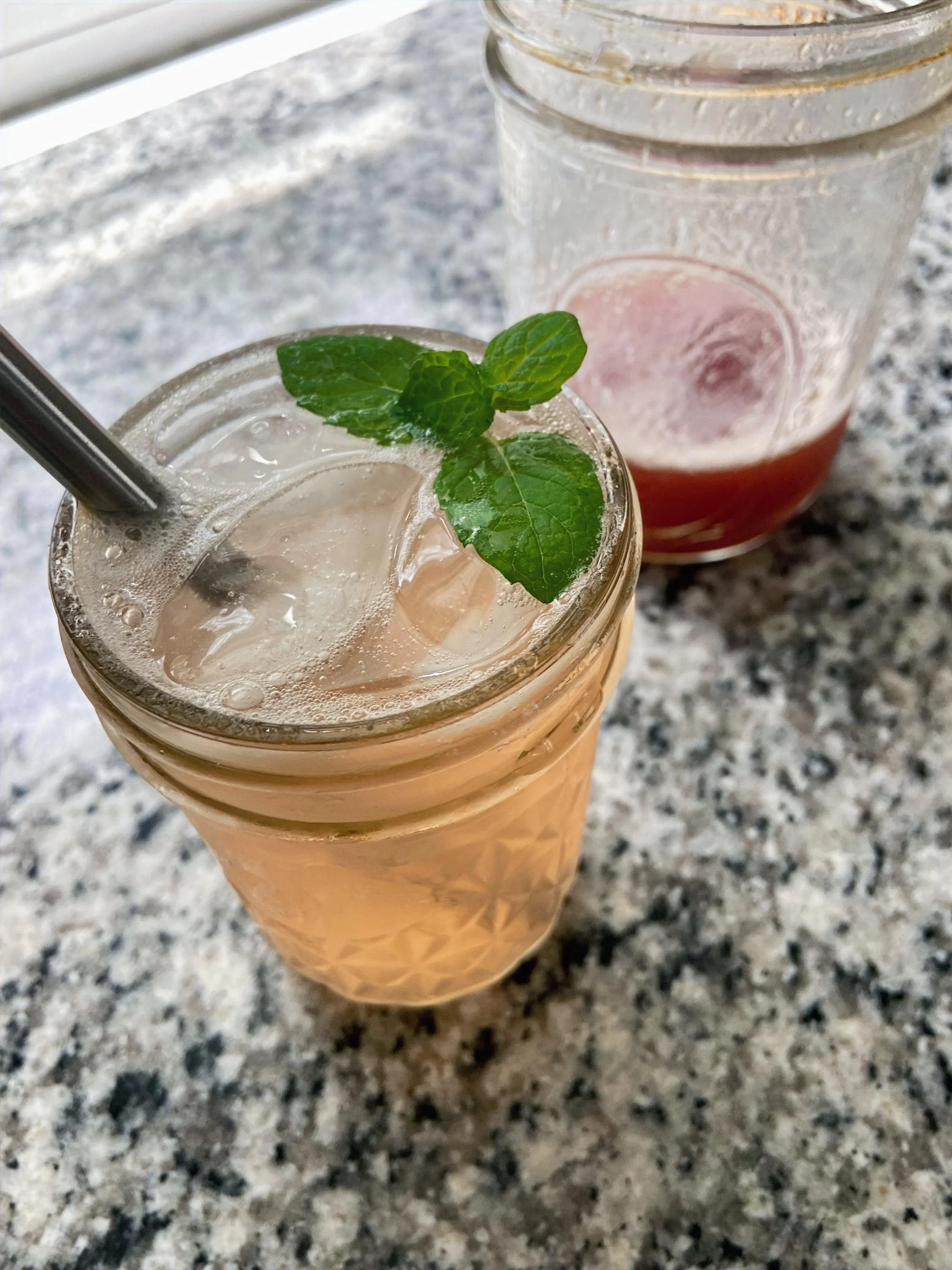 rhubarb shrub fizz