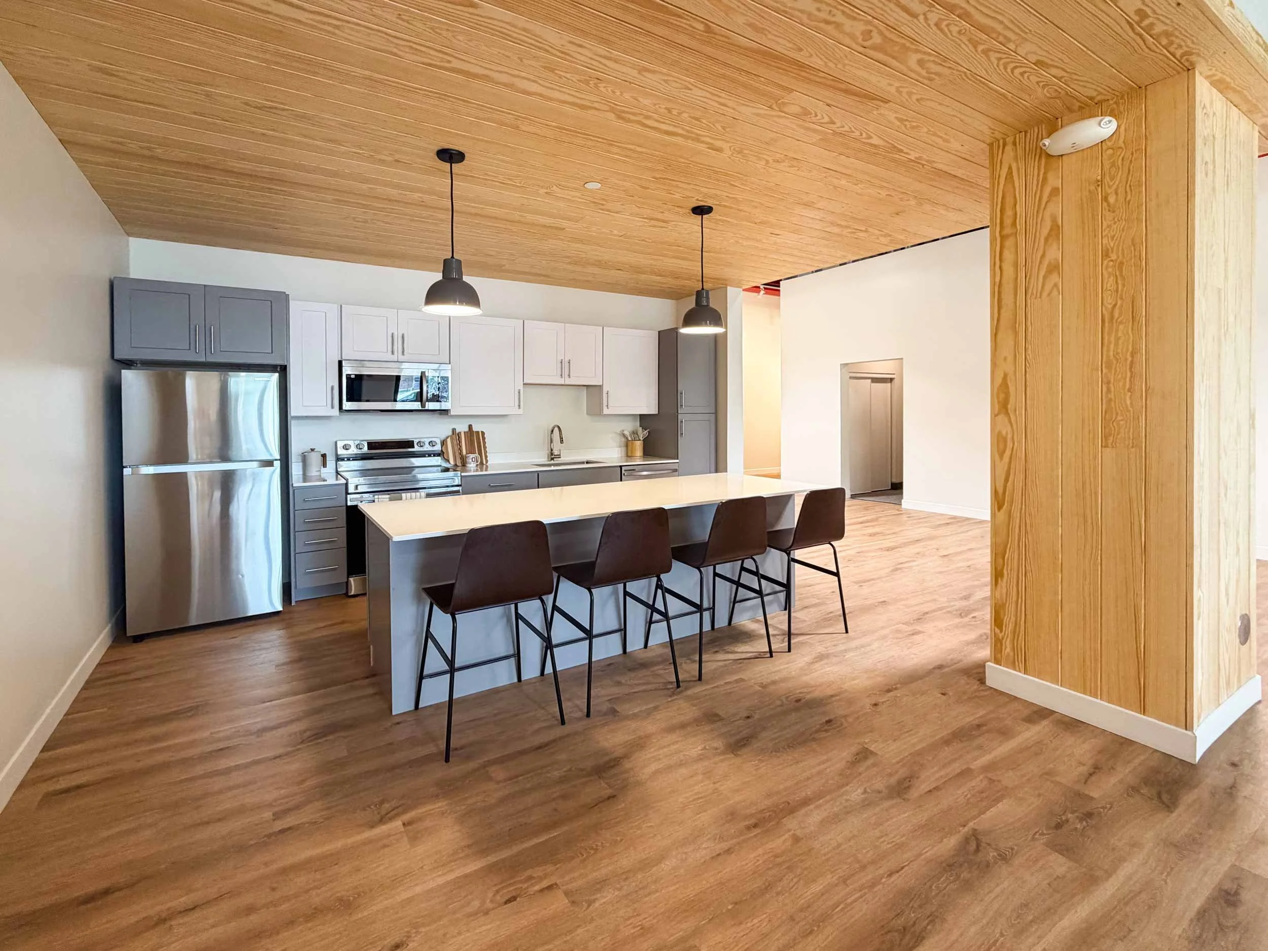 INTRO Columbus | Off-Campus Apartments near Ohio State | Kitchen
