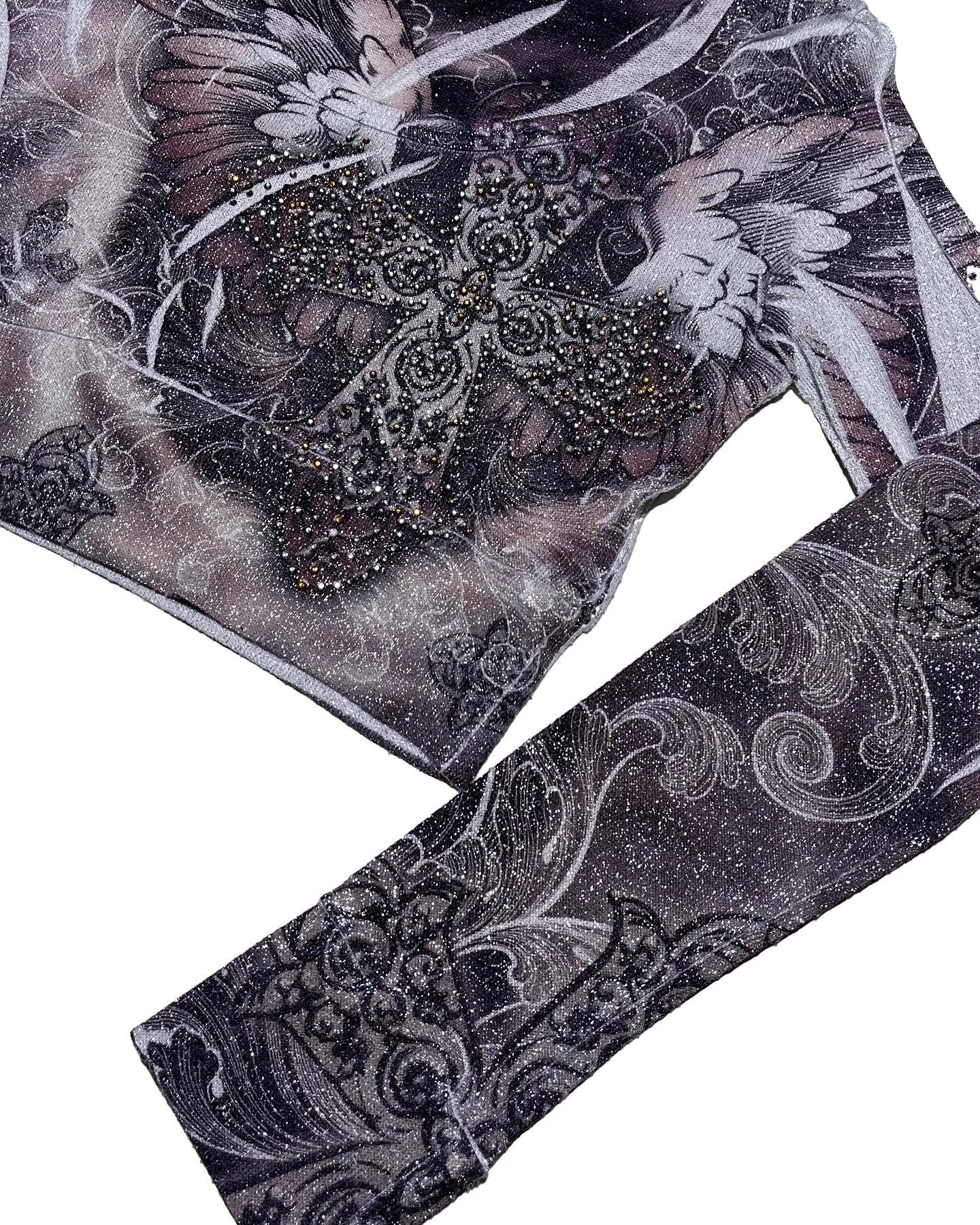 Crop top catholicore
Talla S
VENDIDA