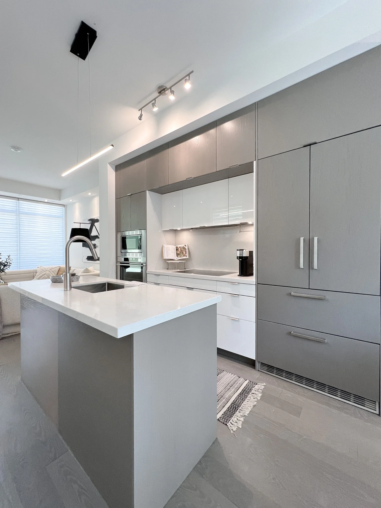 Kitchen 01.jpg