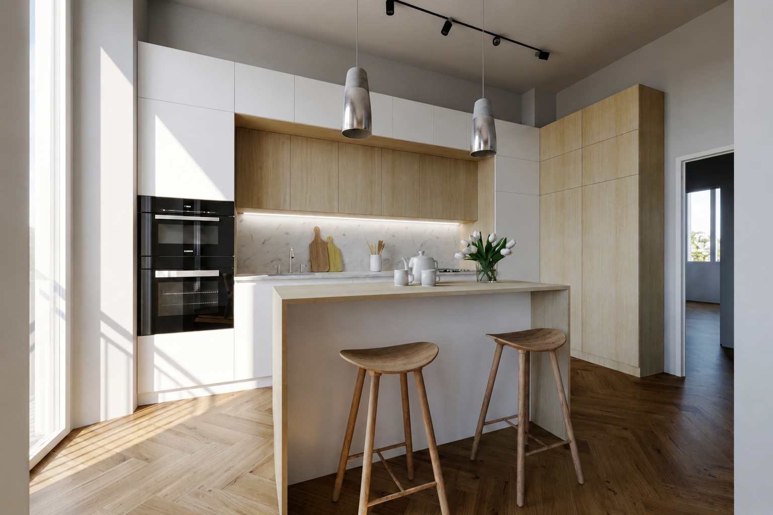 Cucina moderna con isola, sgabelli in legno, armadi chiari, lampade pendenti, e decorazioni come fiori e taglieri, con grande finestra che lascia entrare luce naturale.