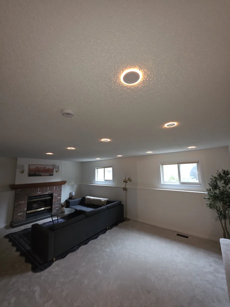 Basement family room pot lights nightlight mode Edmonton