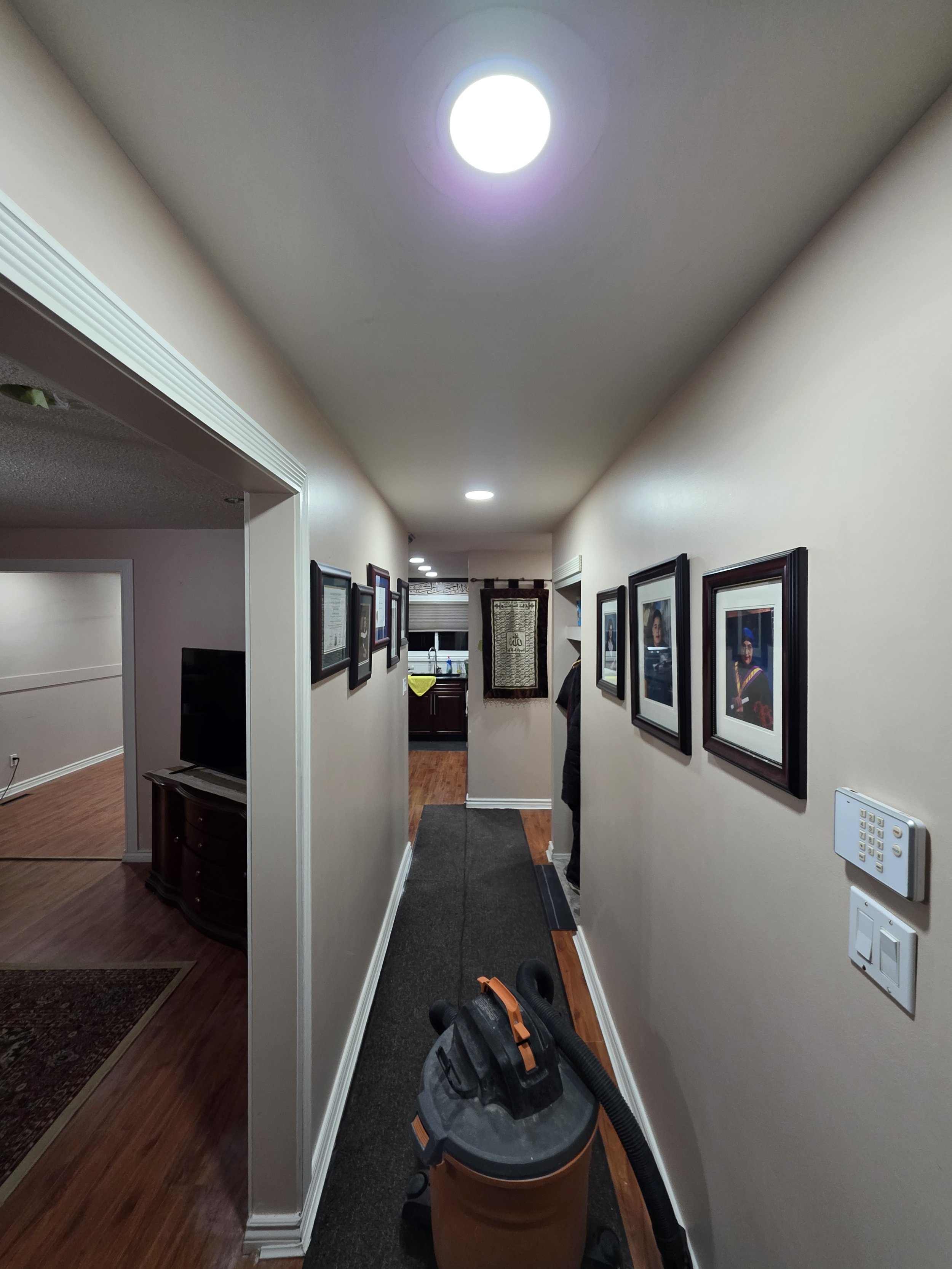 hallway pot light.jpg