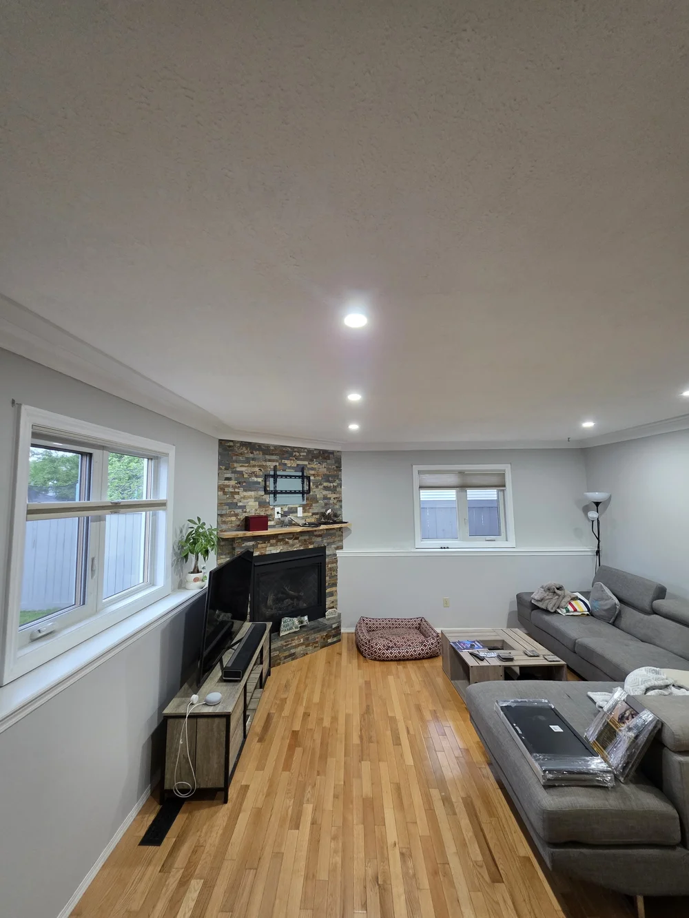 Family room pot lights installed in Beaumont