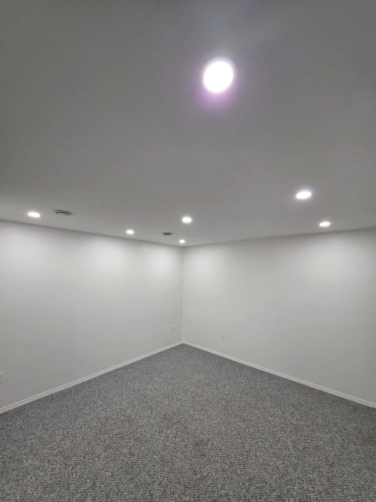 Basement bedroom pot lights Edmonton