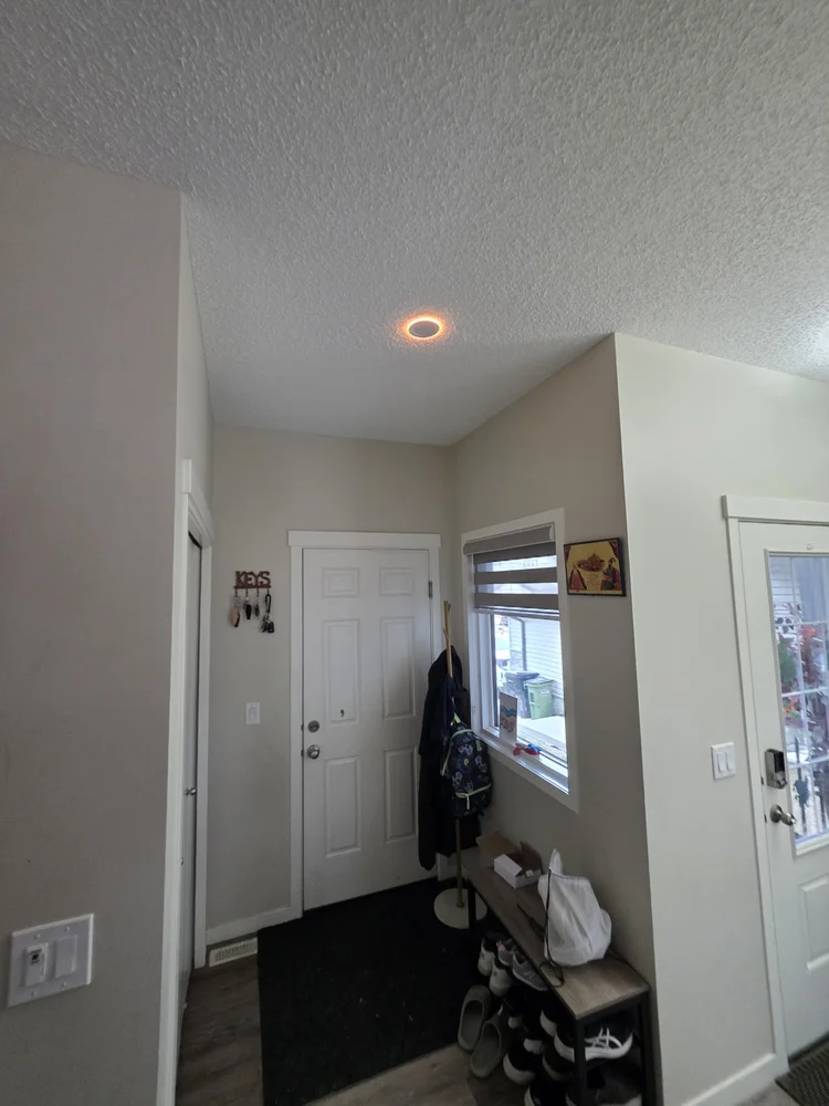 Front entry pot lights nightlight mode Edmonton