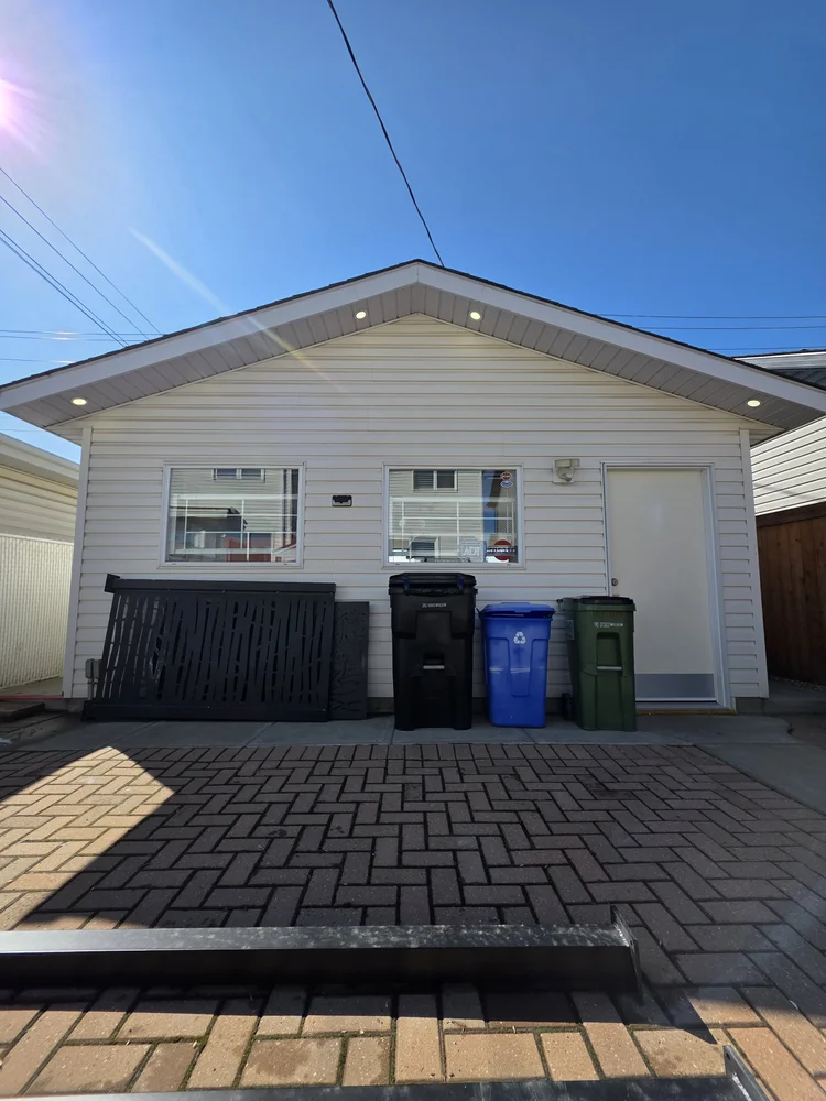 Garage soffit pot lights Edmonton